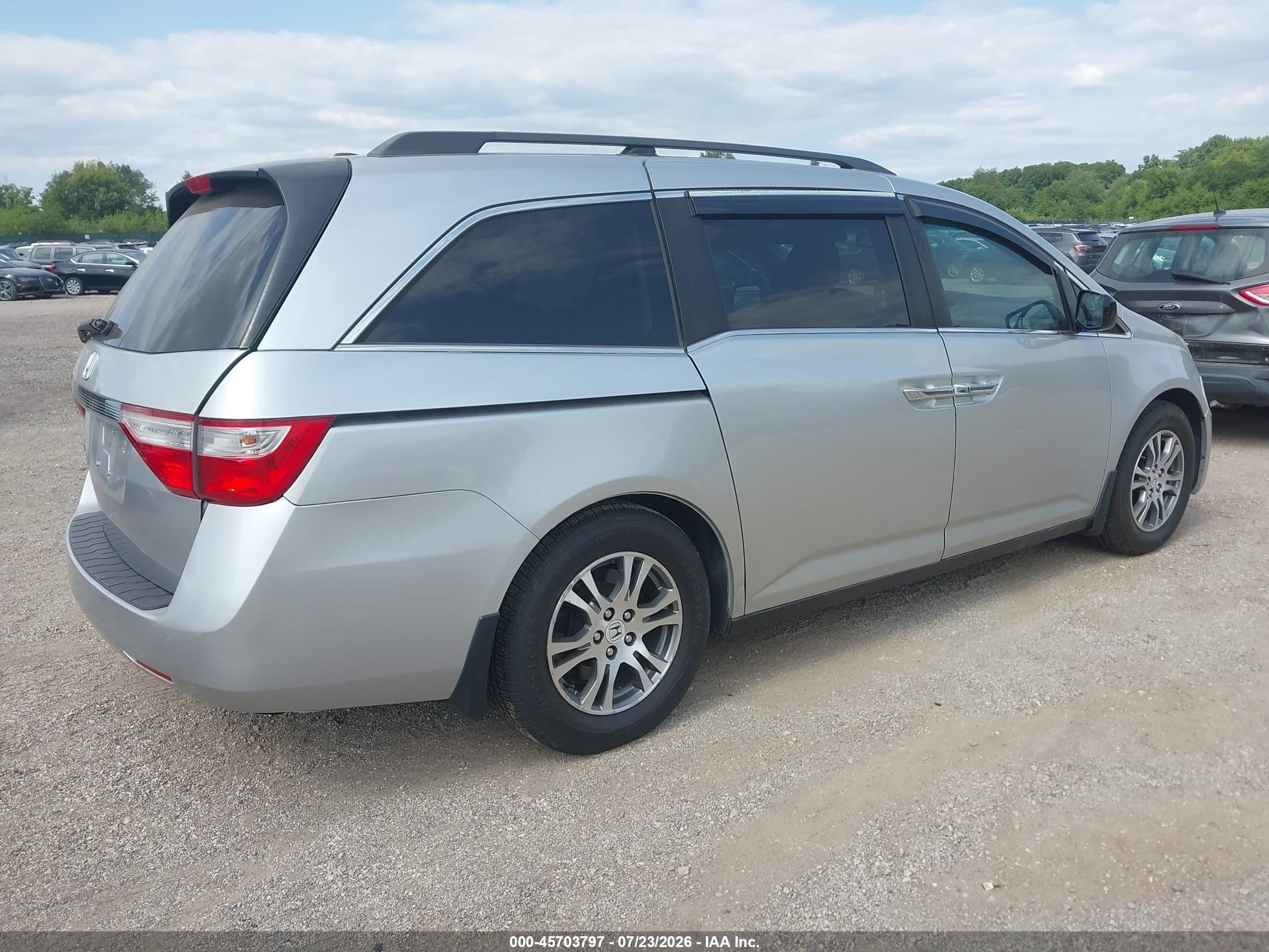 2011 Honda Odyssey Ex-l Silver vin: 5FNRL5H6XBB059078