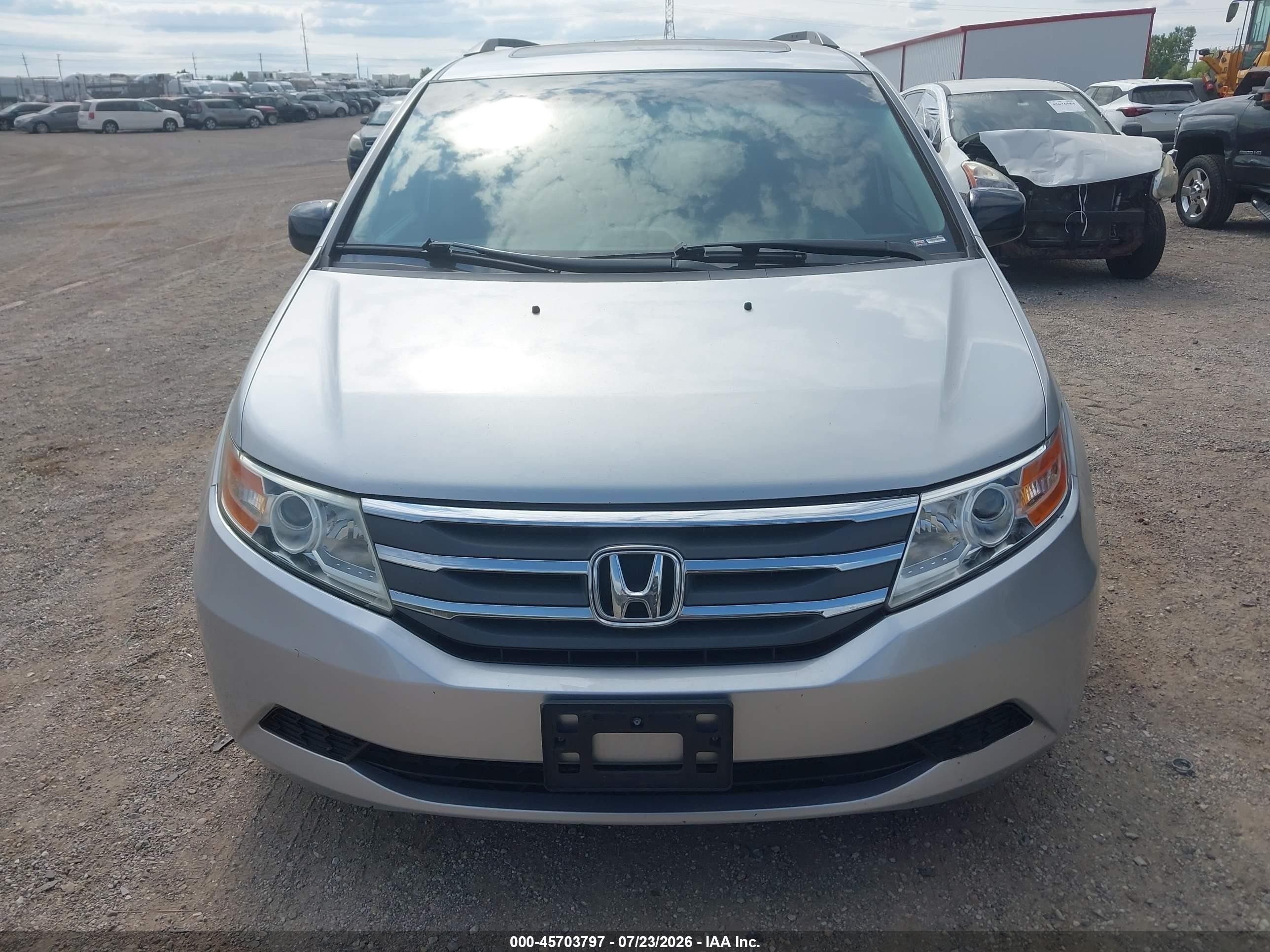 2011 Honda Odyssey Ex-l Silver vin: 5FNRL5H6XBB059078