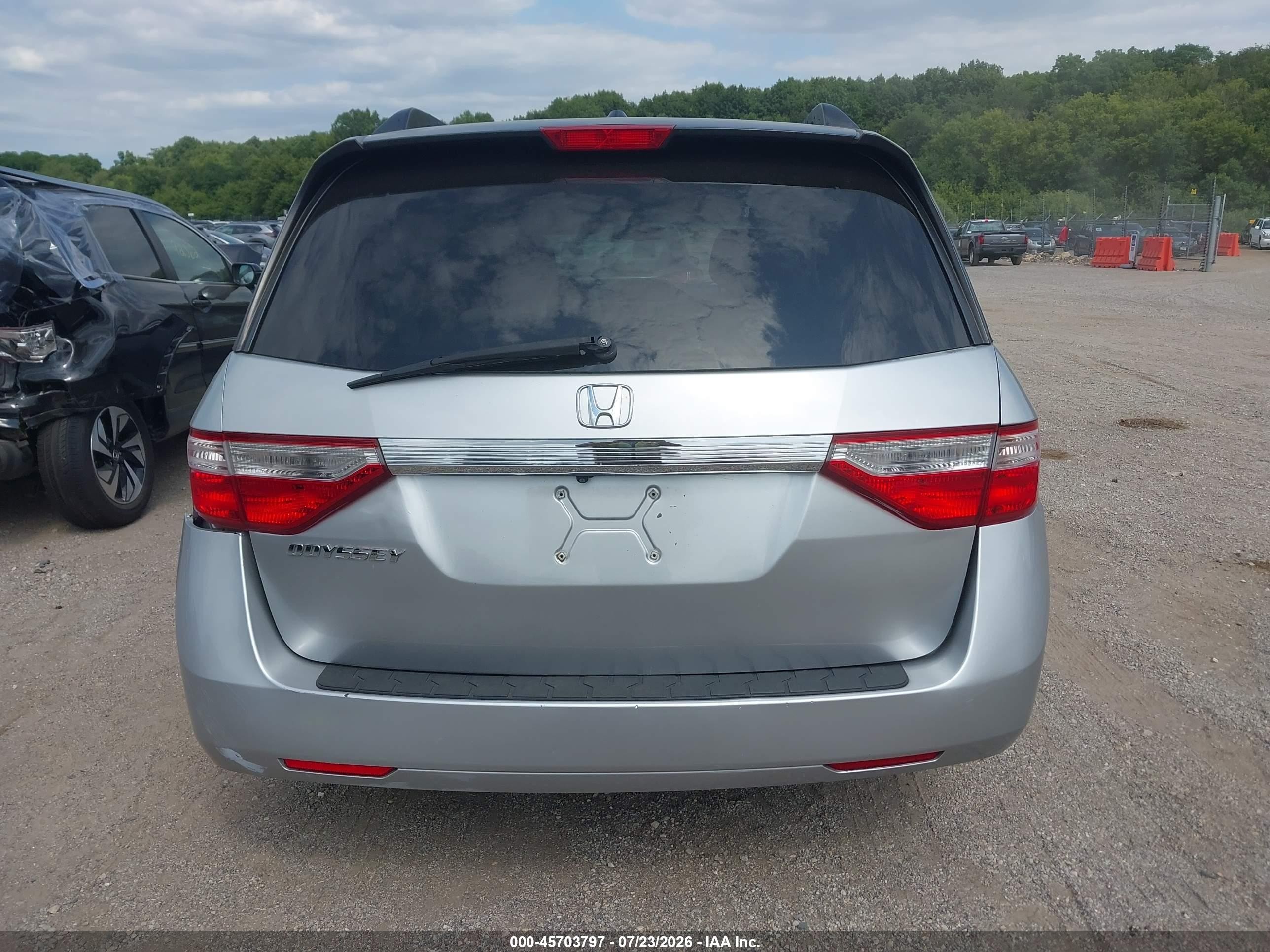 2011 Honda Odyssey Ex-l Silver vin: 5FNRL5H6XBB059078