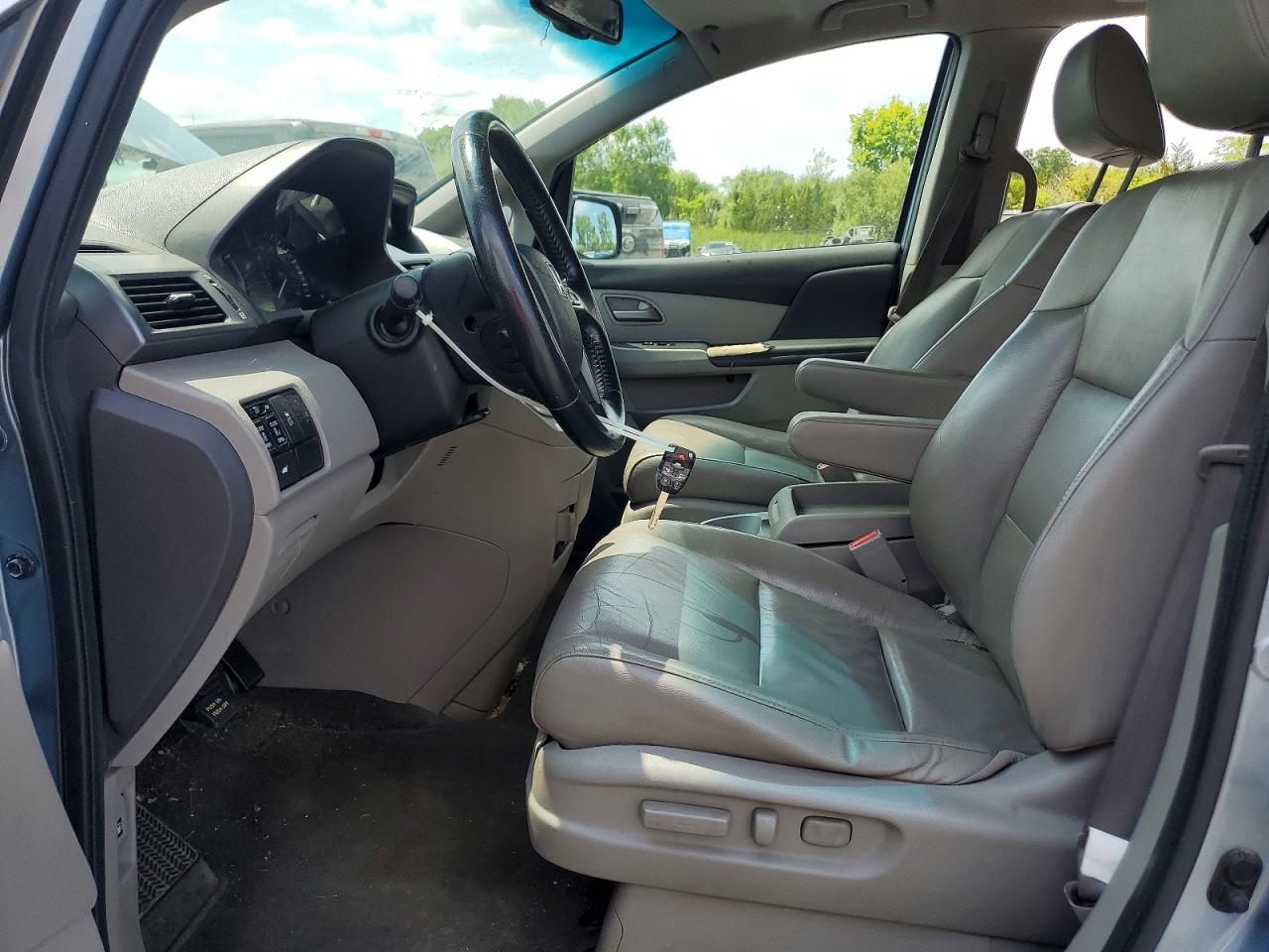 2011 Honda Odyssey Exl Blue vin: 5FNRL5H6XBB060828