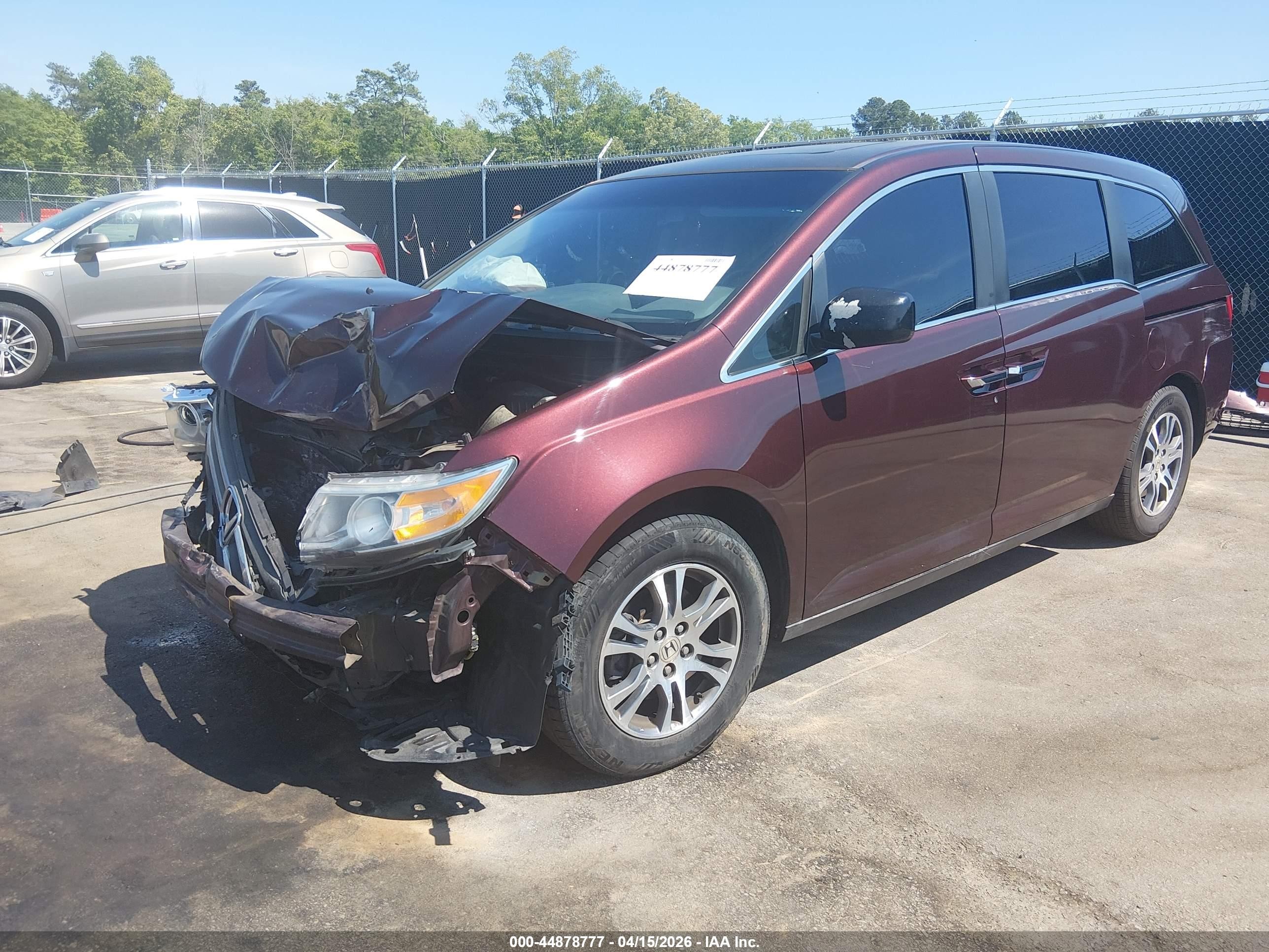 2011 Honda Odyssey Ex-l Бордовый vin: 5FNRL5H6XBB078875