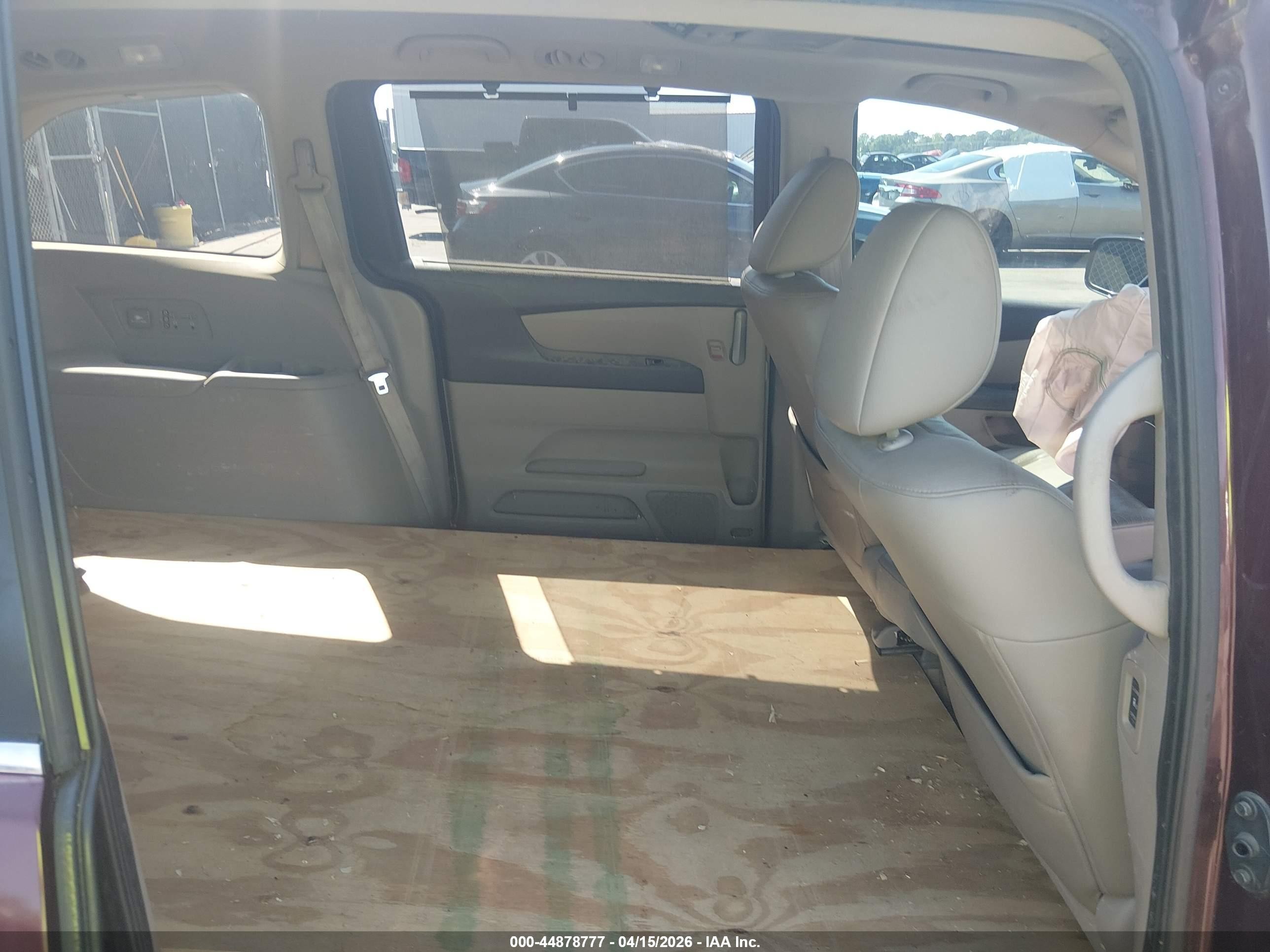 2011 Honda Odyssey Ex-l Бордовый vin: 5FNRL5H6XBB078875