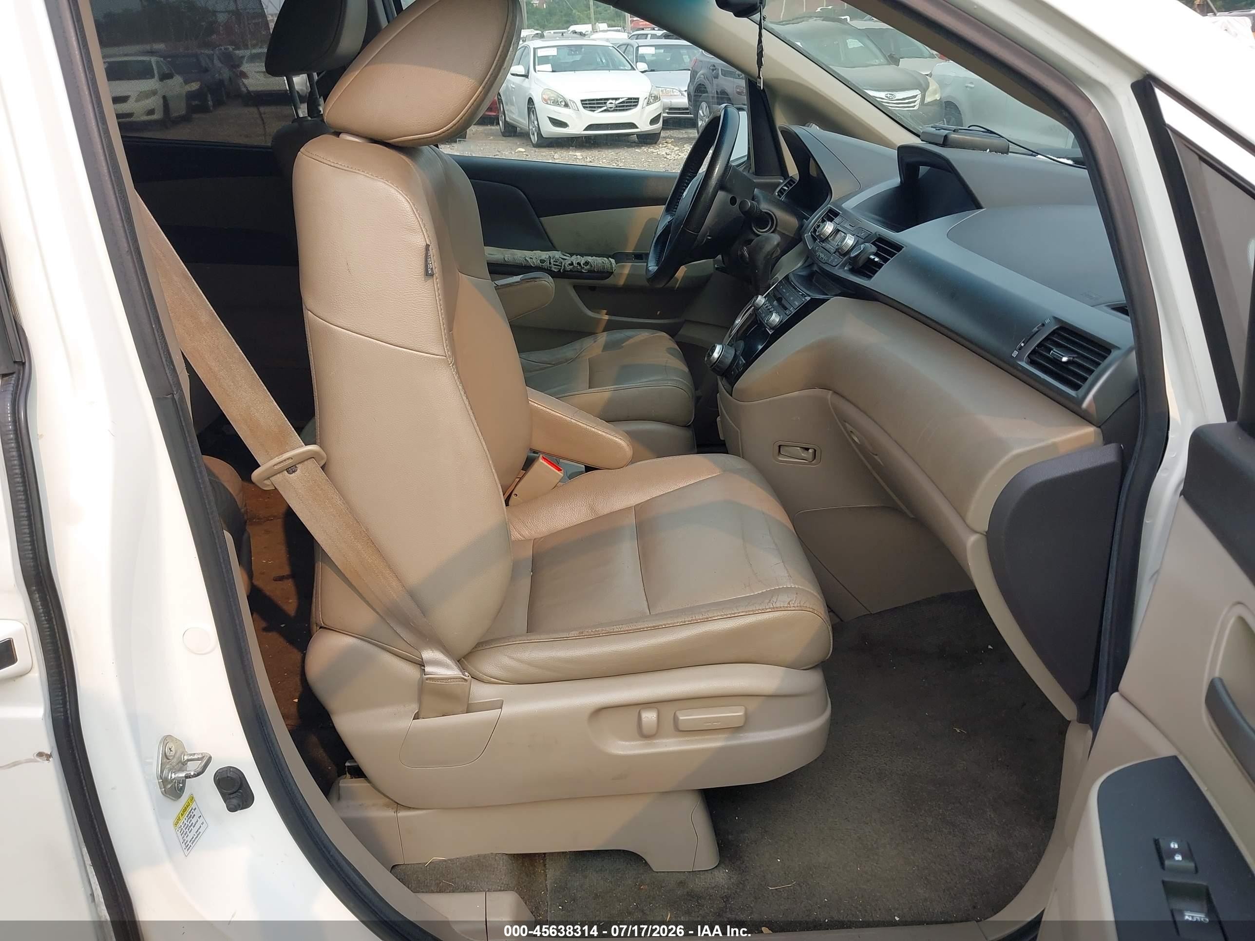 2011 Honda Odyssey Ex-l White vin: 5FNRL5H6XBB094851