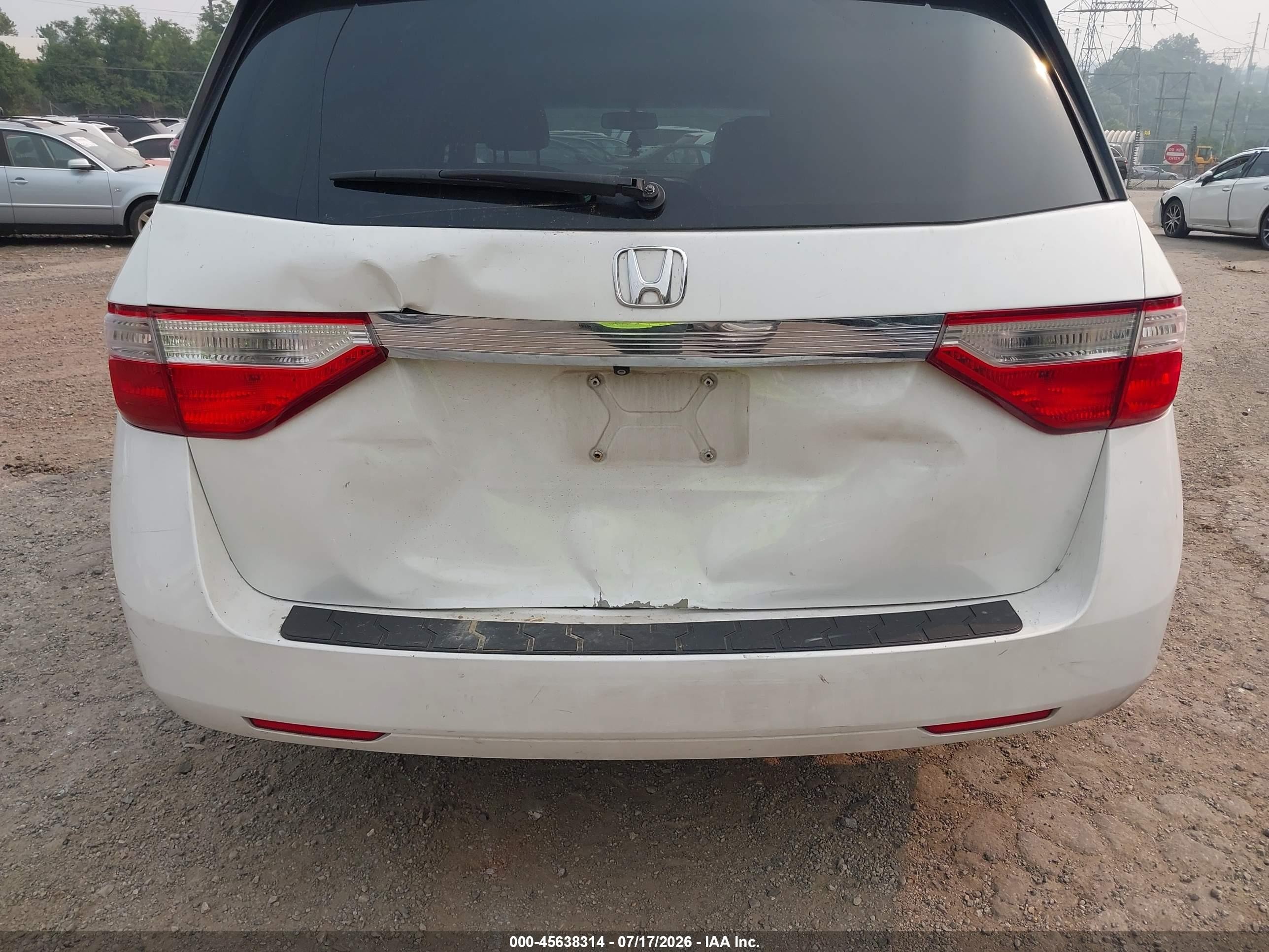 2011 Honda Odyssey Ex-l White vin: 5FNRL5H6XBB094851