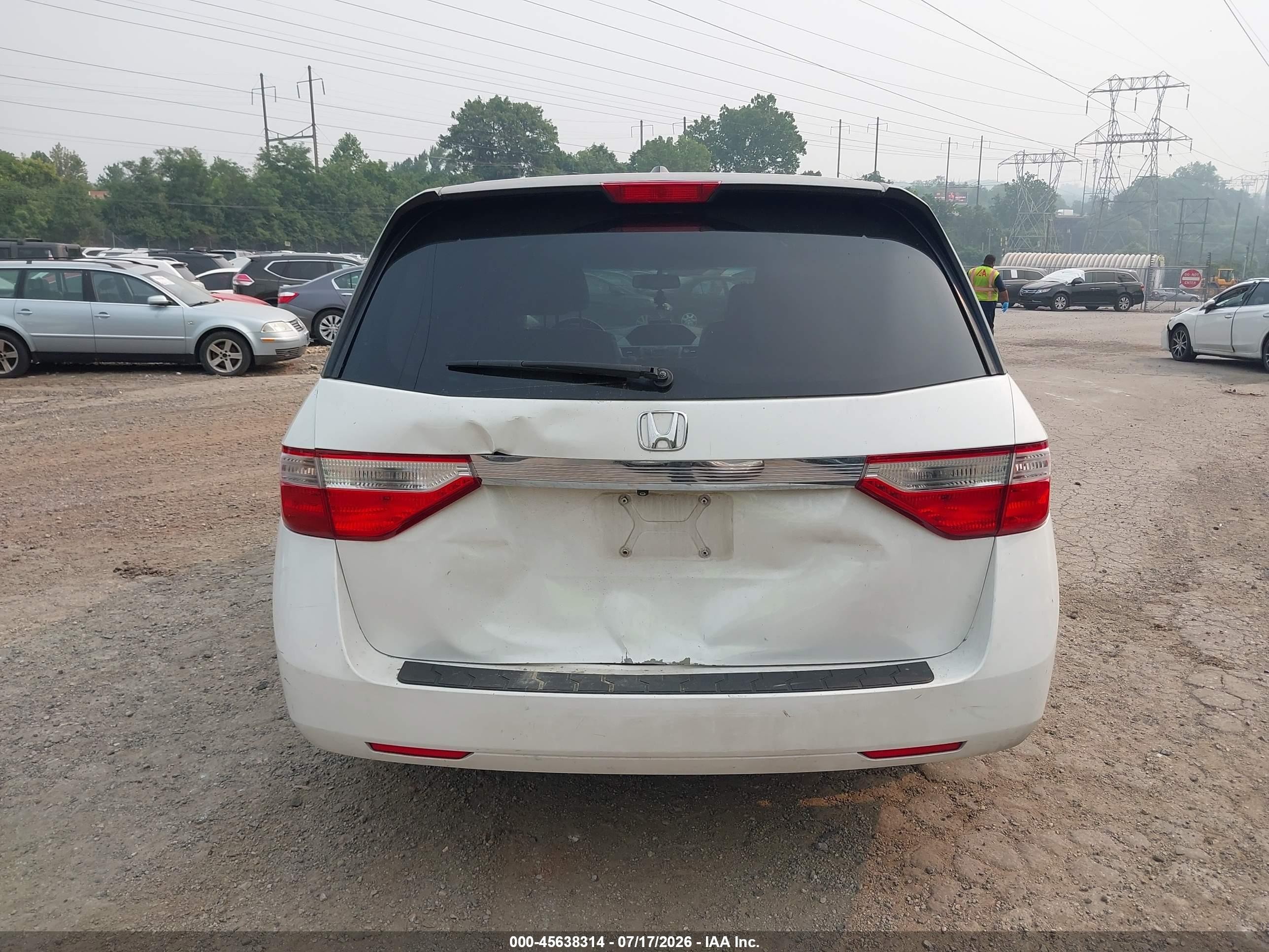 2011 Honda Odyssey Ex-l White vin: 5FNRL5H6XBB094851