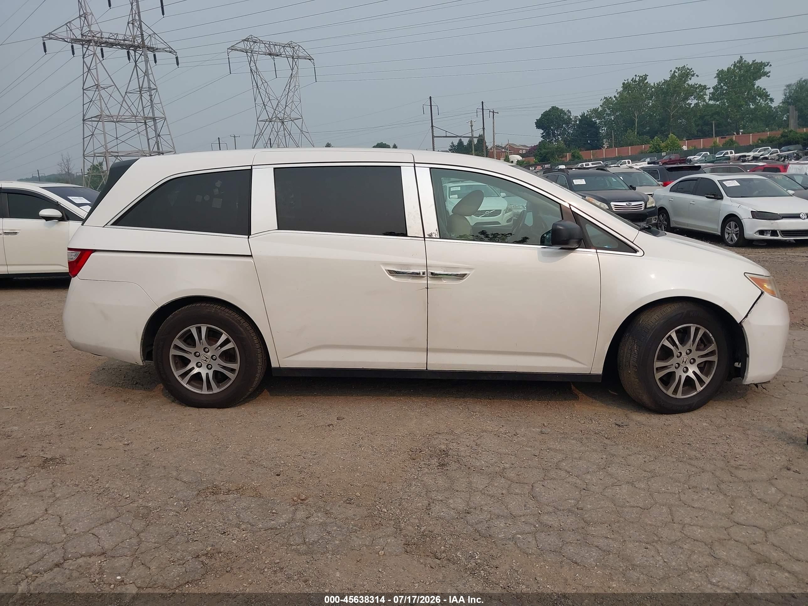 2011 Honda Odyssey Ex-l White vin: 5FNRL5H6XBB094851