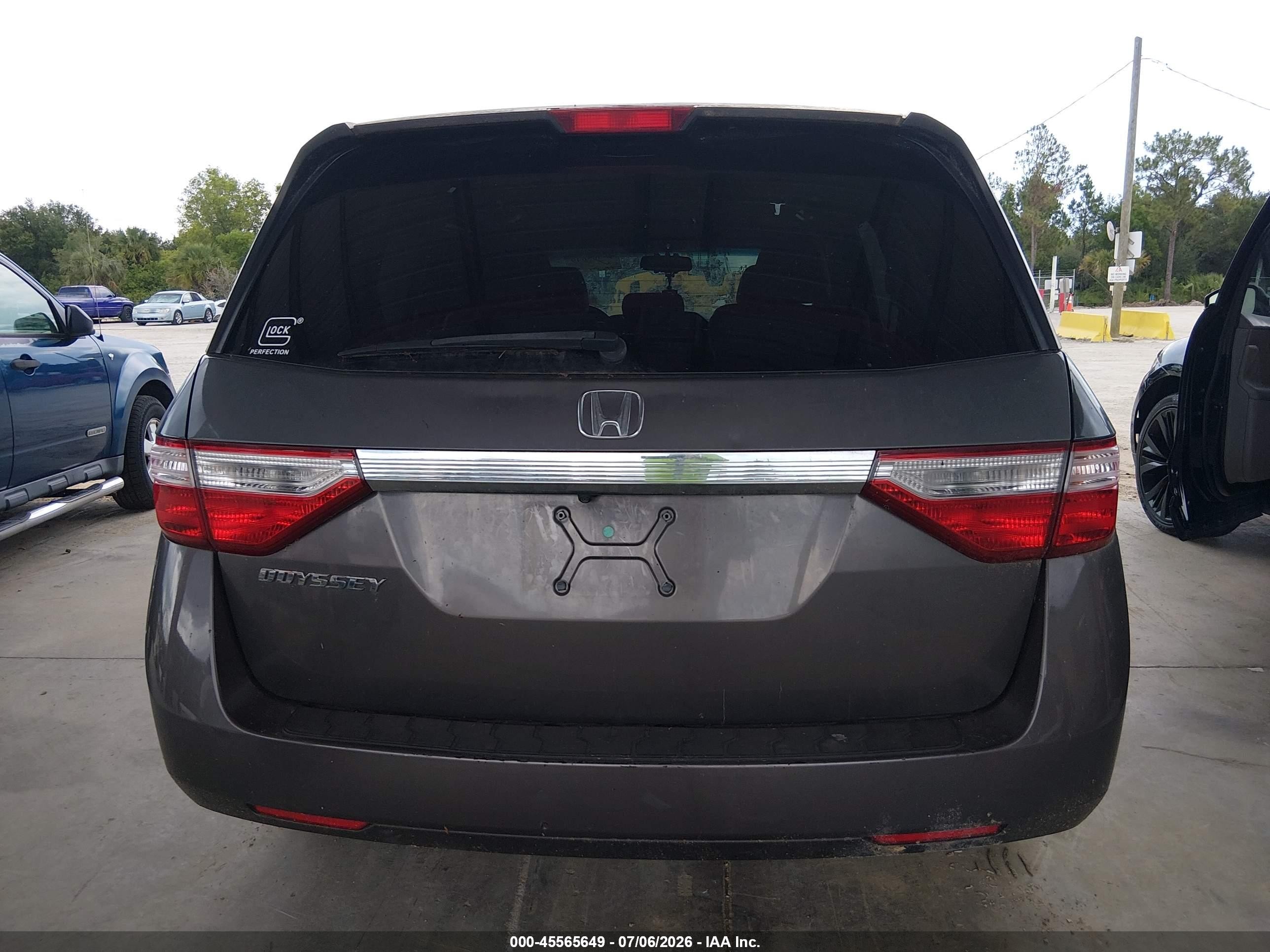 2011 Honda Odyssey Ex-l Gray vin: 5FNRL5H6XBB099094