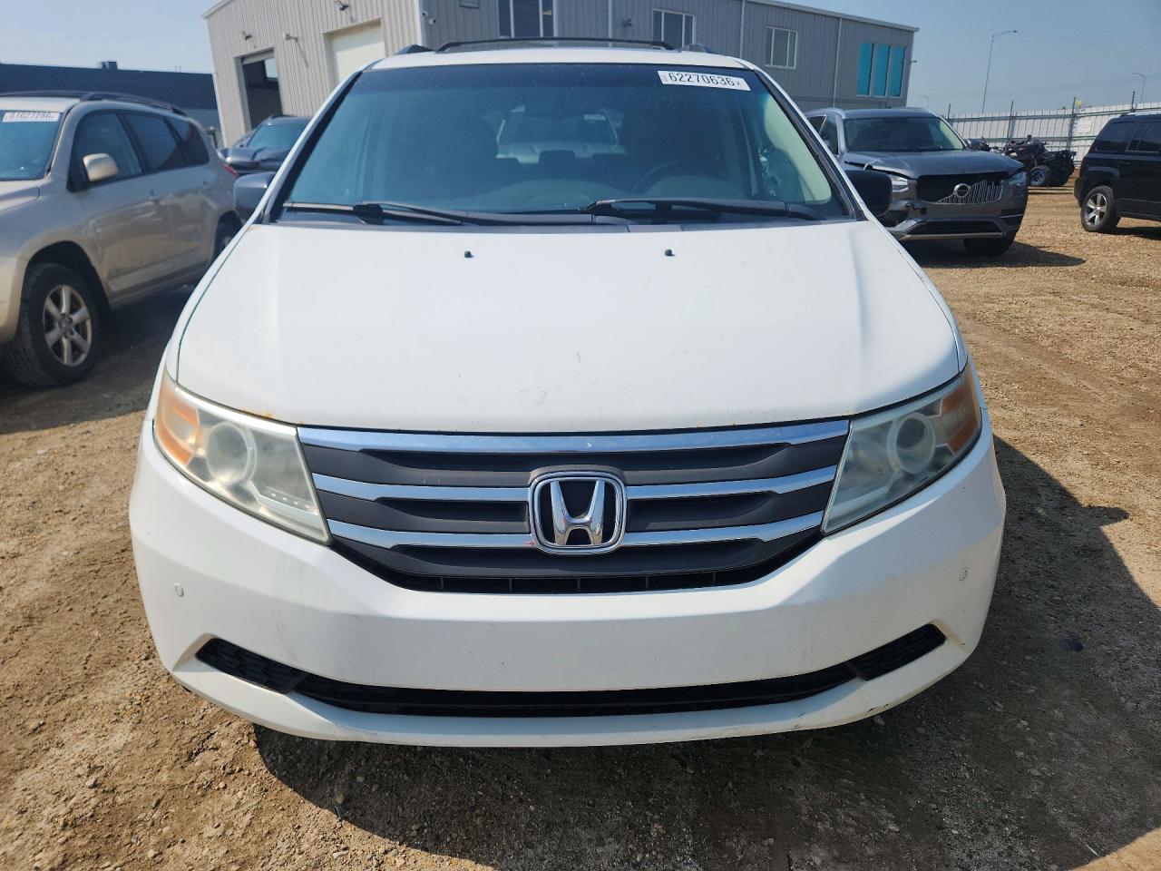 2011 Honda Odyssey Exl White vin: 5FNRL5H6XBB501065