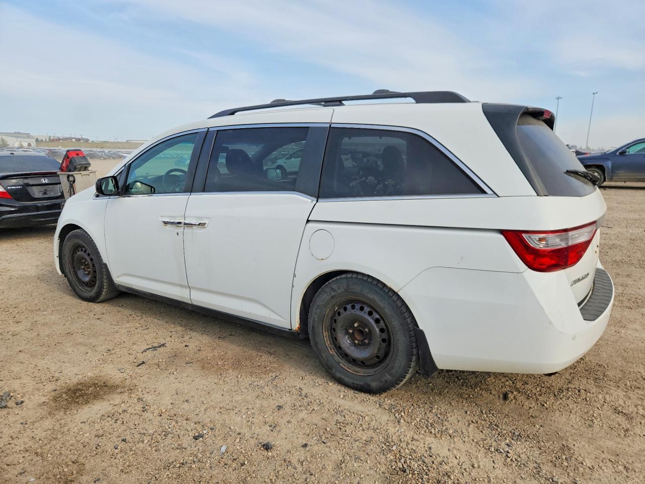 2011 Honda Odyssey Exl White vin: 5FNRL5H6XBB501065