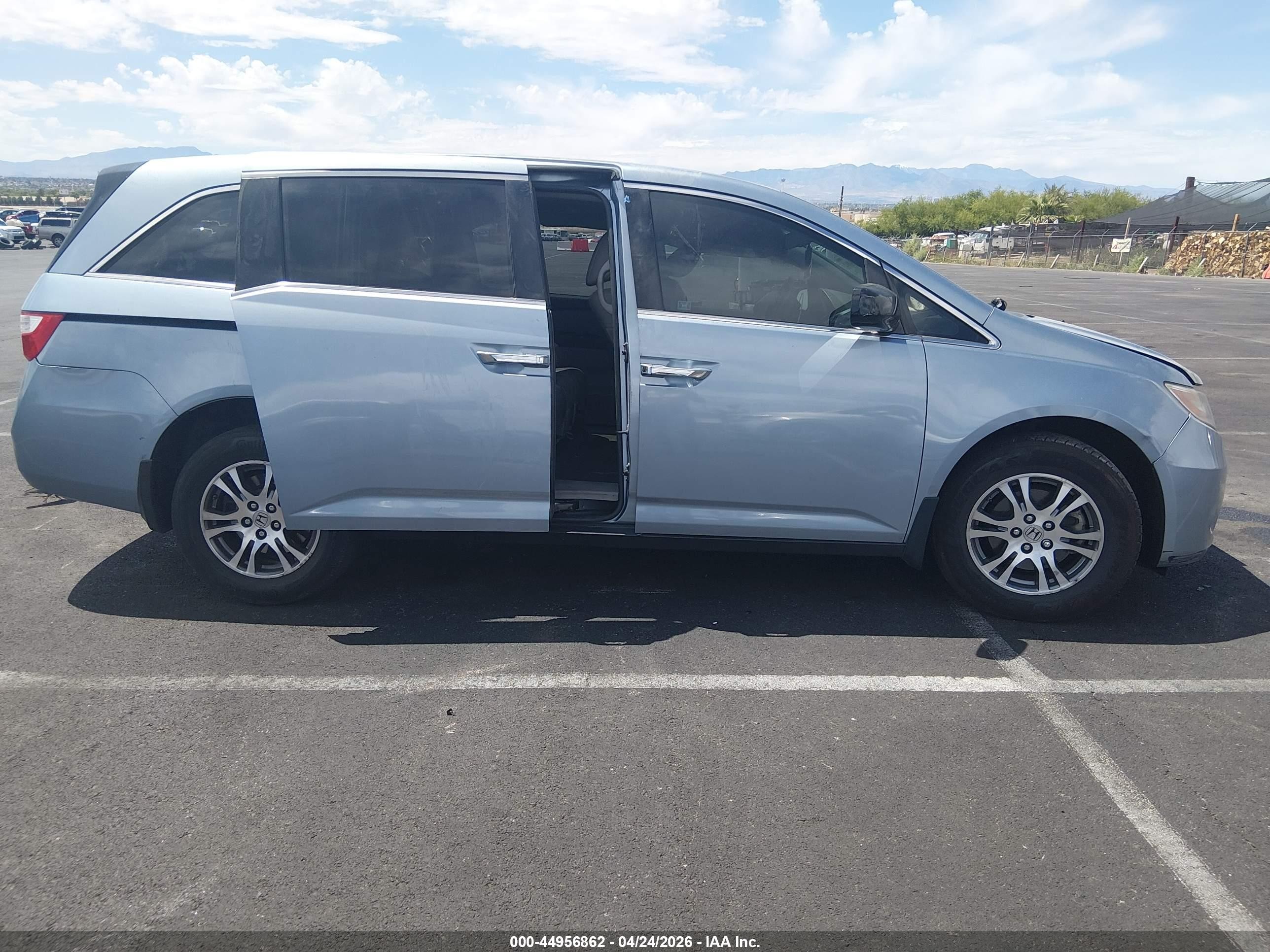 2012 Honda Odyssey Ex-l Blue vin: 5FNRL5H6XCB075511