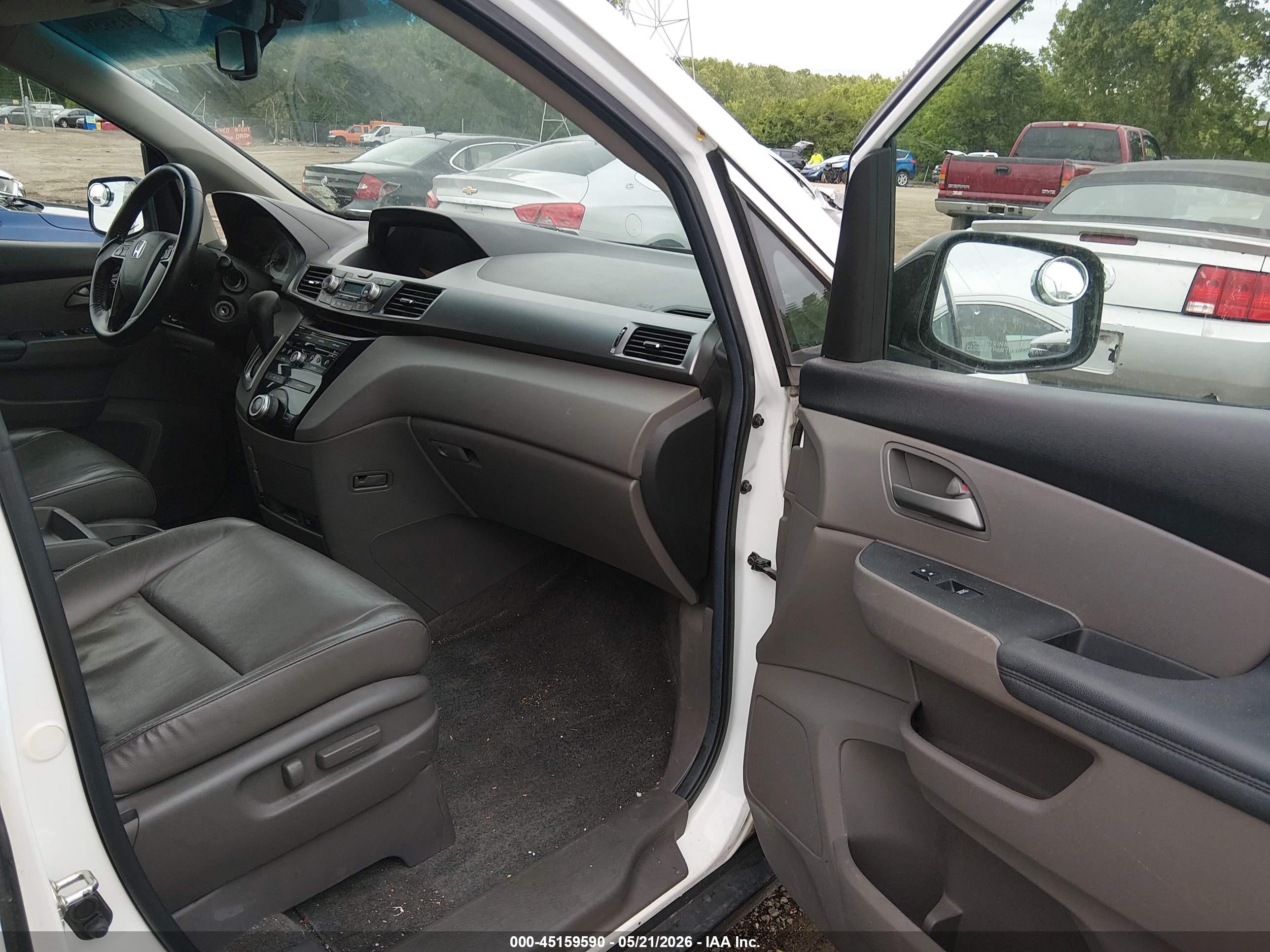 2012 Honda Odyssey Ex-l White vin: 5FNRL5H6XCB101282