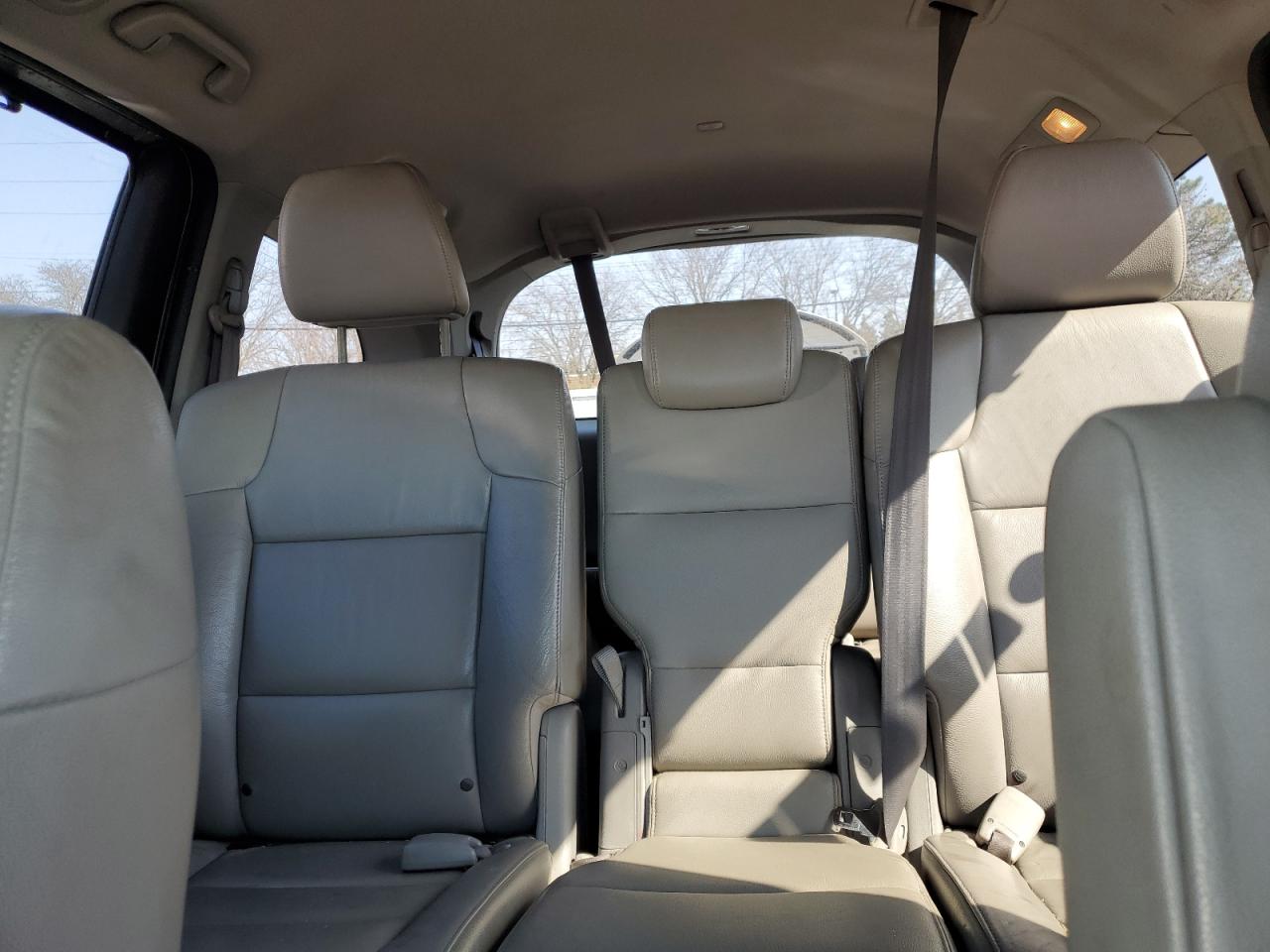 2012 Honda Odyssey Exl Silver vin: 5FNRL5H6XCB110774