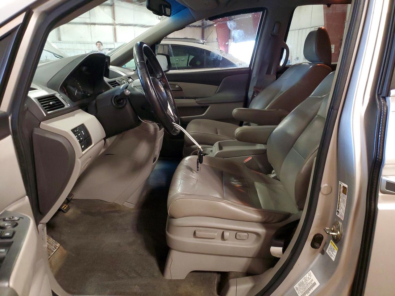 2012 Honda Odyssey Exl Silver vin: 5FNRL5H6XCB110774
