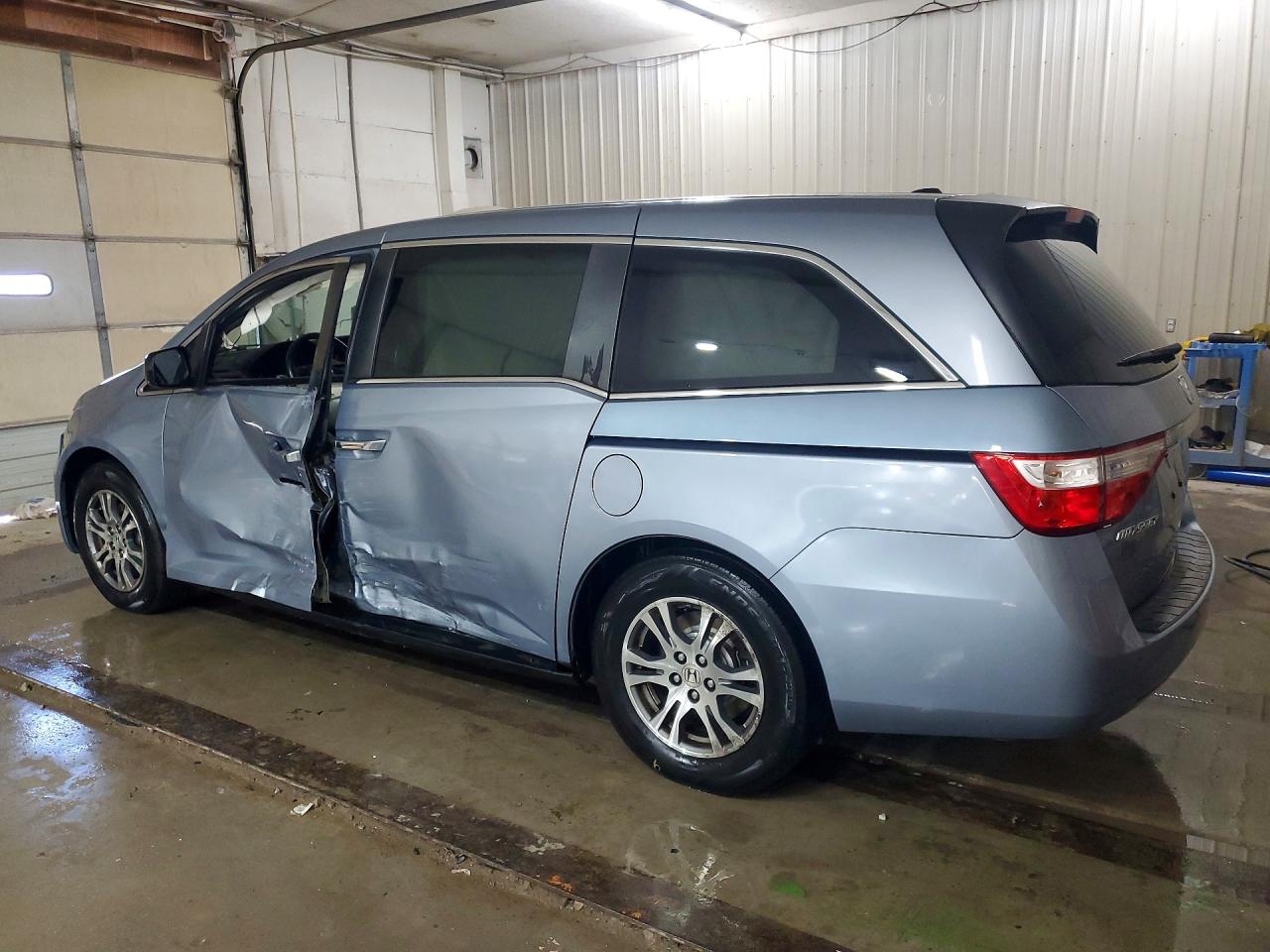 2013 Honda Odyssey Exl Blue vin: 5FNRL5H6XDB014838
