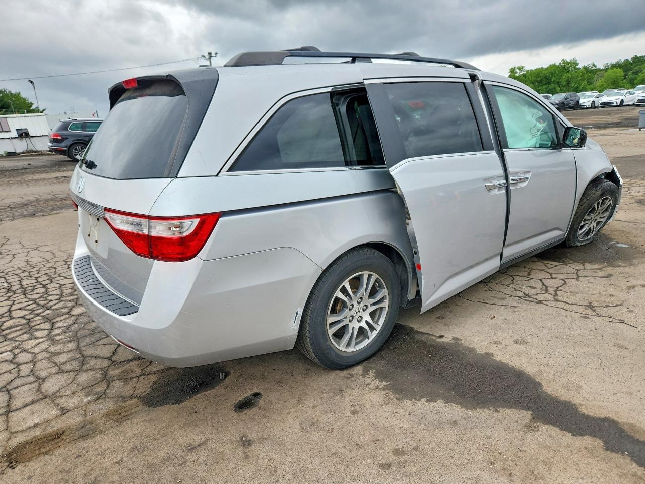 2013 Honda Odyssey Exl Silver vin: 5FNRL5H6XDB046723