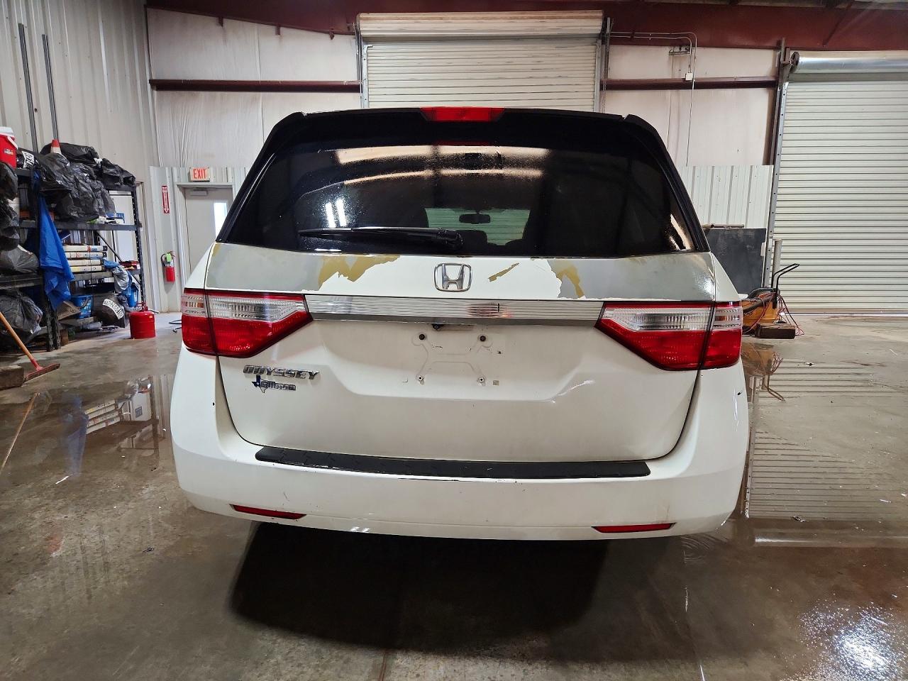 2013 Honda Odyssey Exl White vin: 5FNRL5H6XDB060394