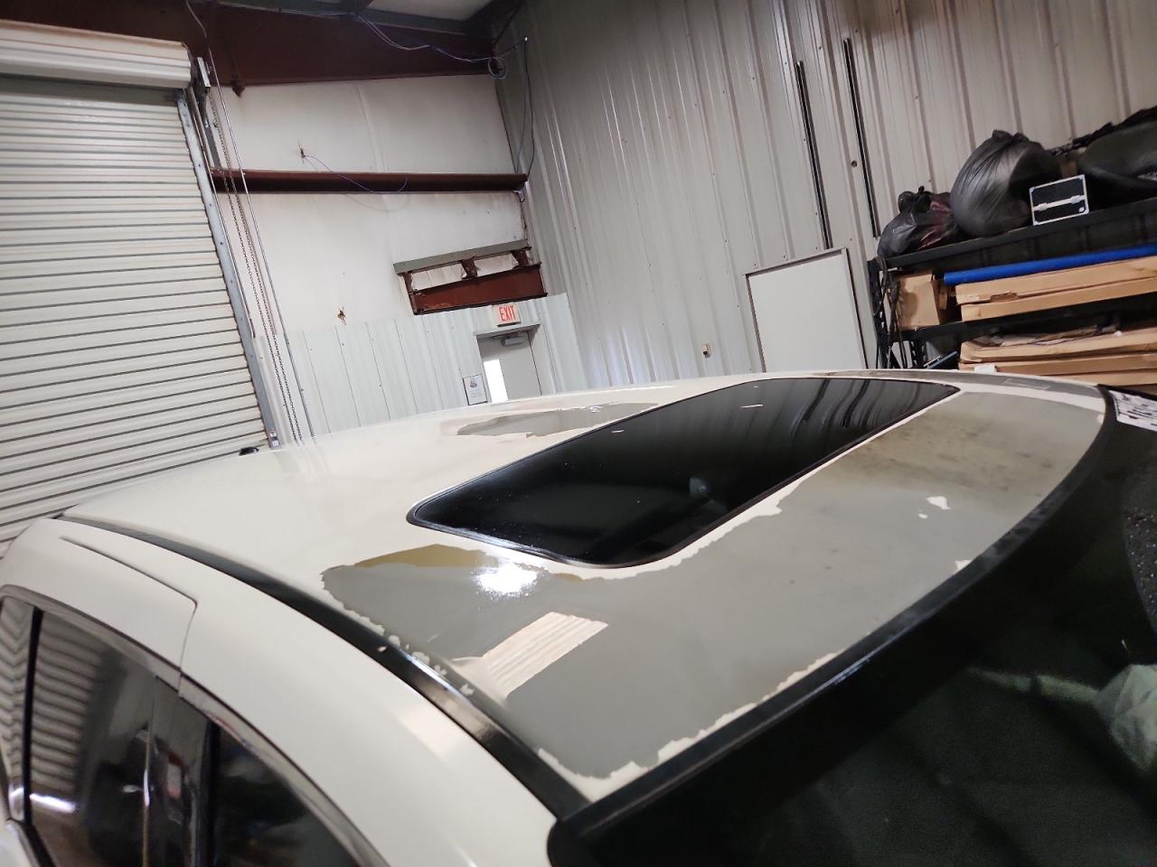 2013 Honda Odyssey Exl White vin: 5FNRL5H6XDB060394 Damage: Roof, Peeling, > 12 Inches