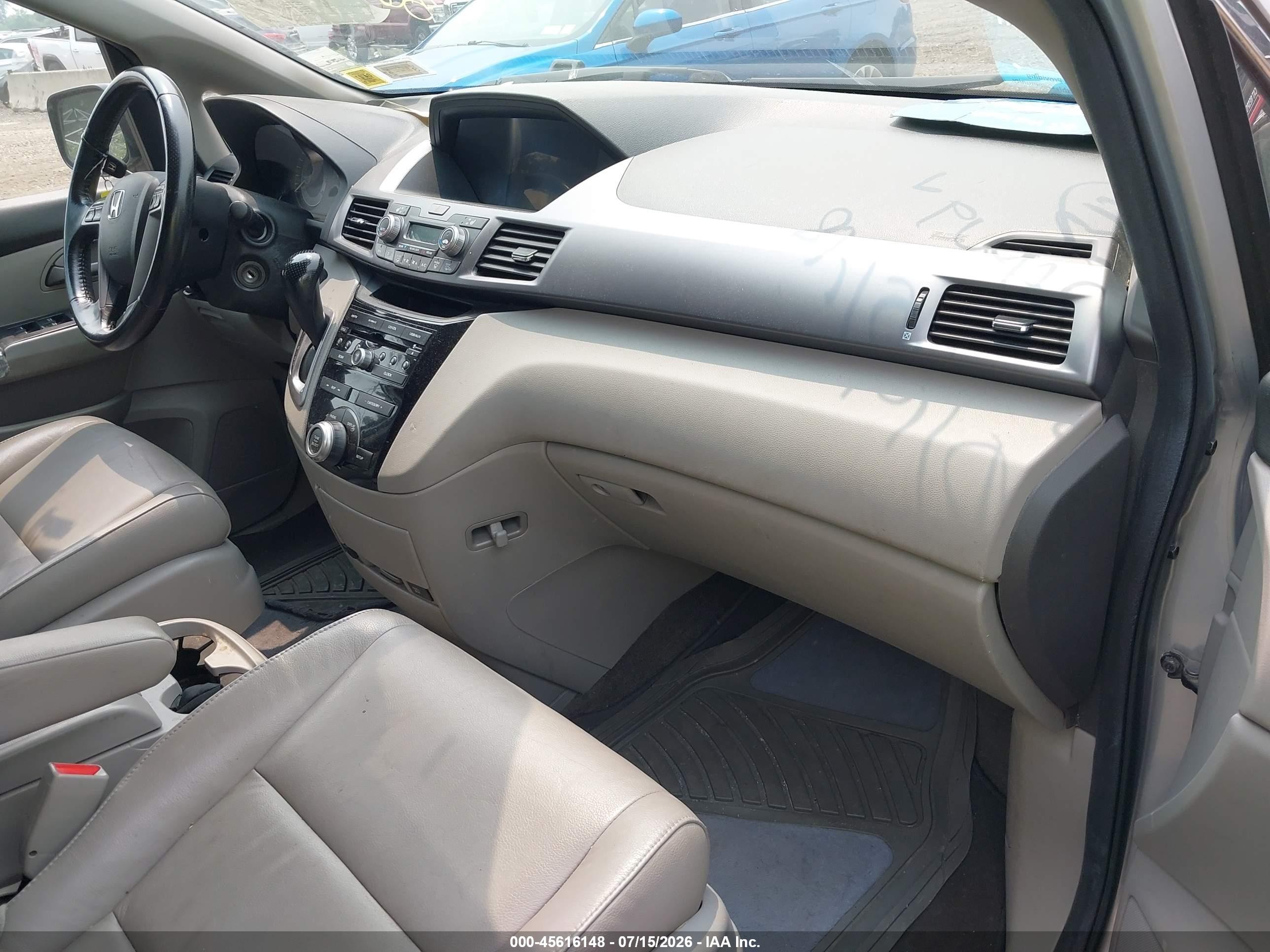 2013 Honda Odyssey Ex-l Серебряный vin: 5FNRL5H6XDB067247