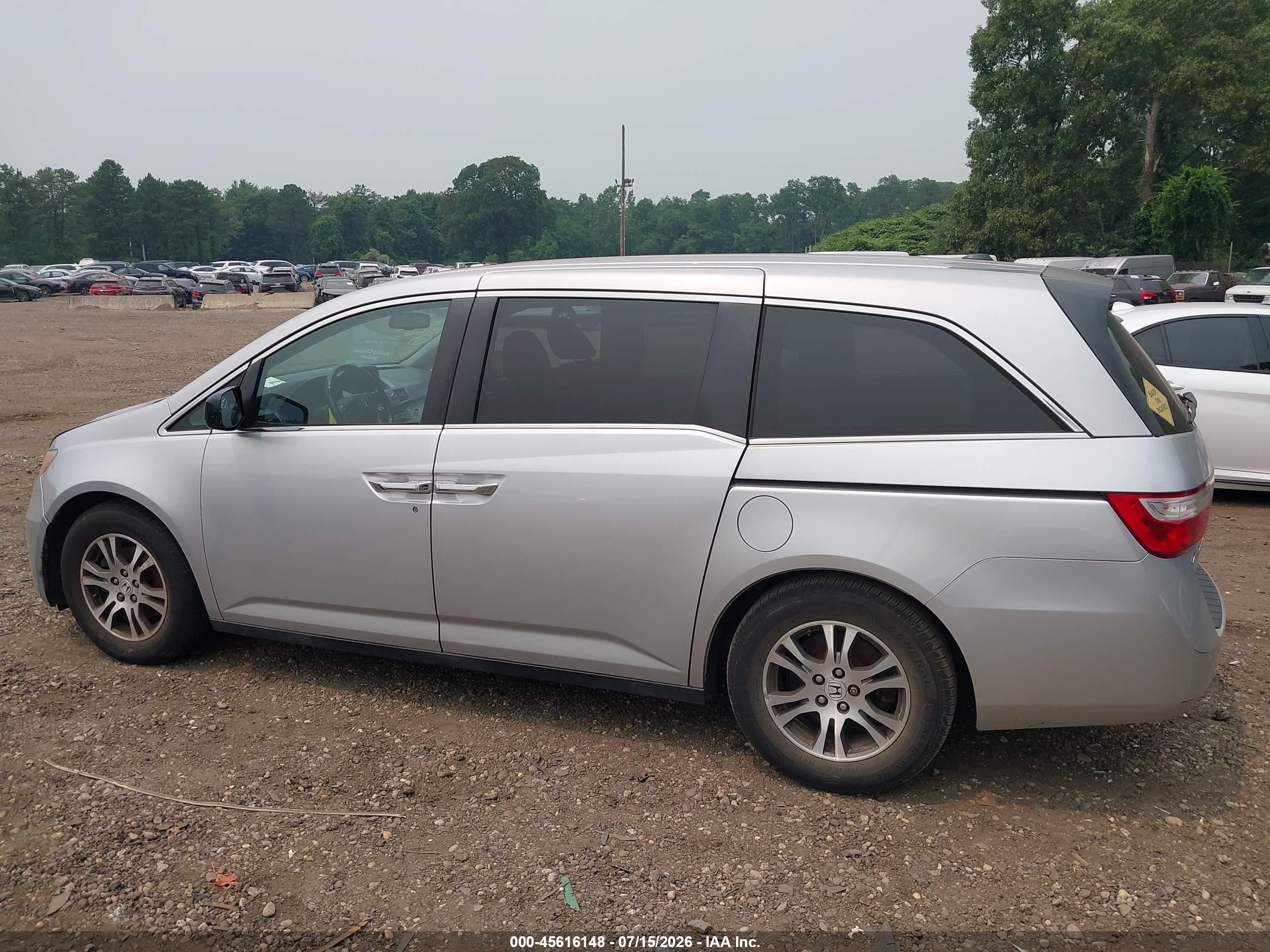 2013 Honda Odyssey Ex-l Серебряный vin: 5FNRL5H6XDB067247