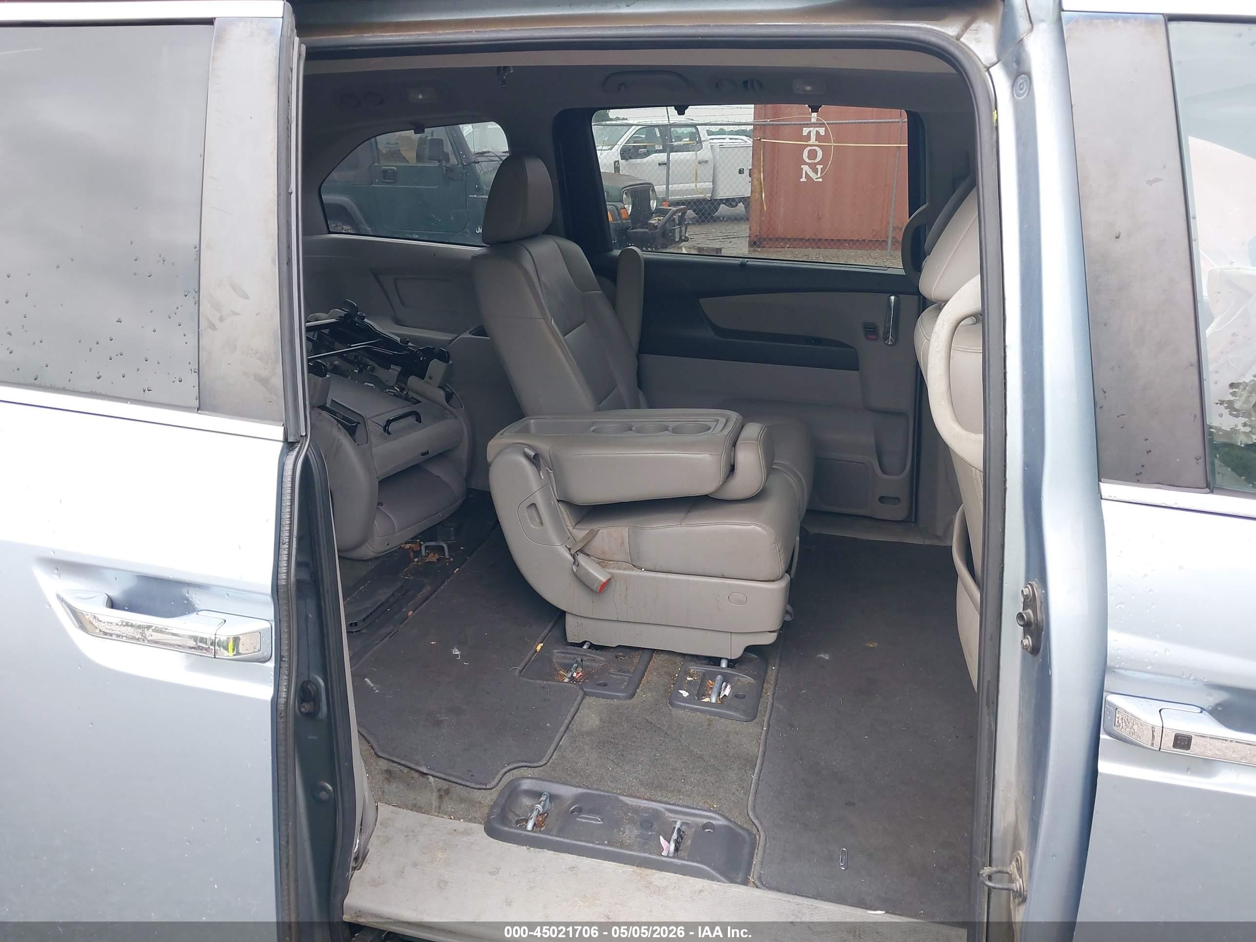2014 Honda Odyssey Ex-l Blue vin: 5FNRL5H6XEB053219