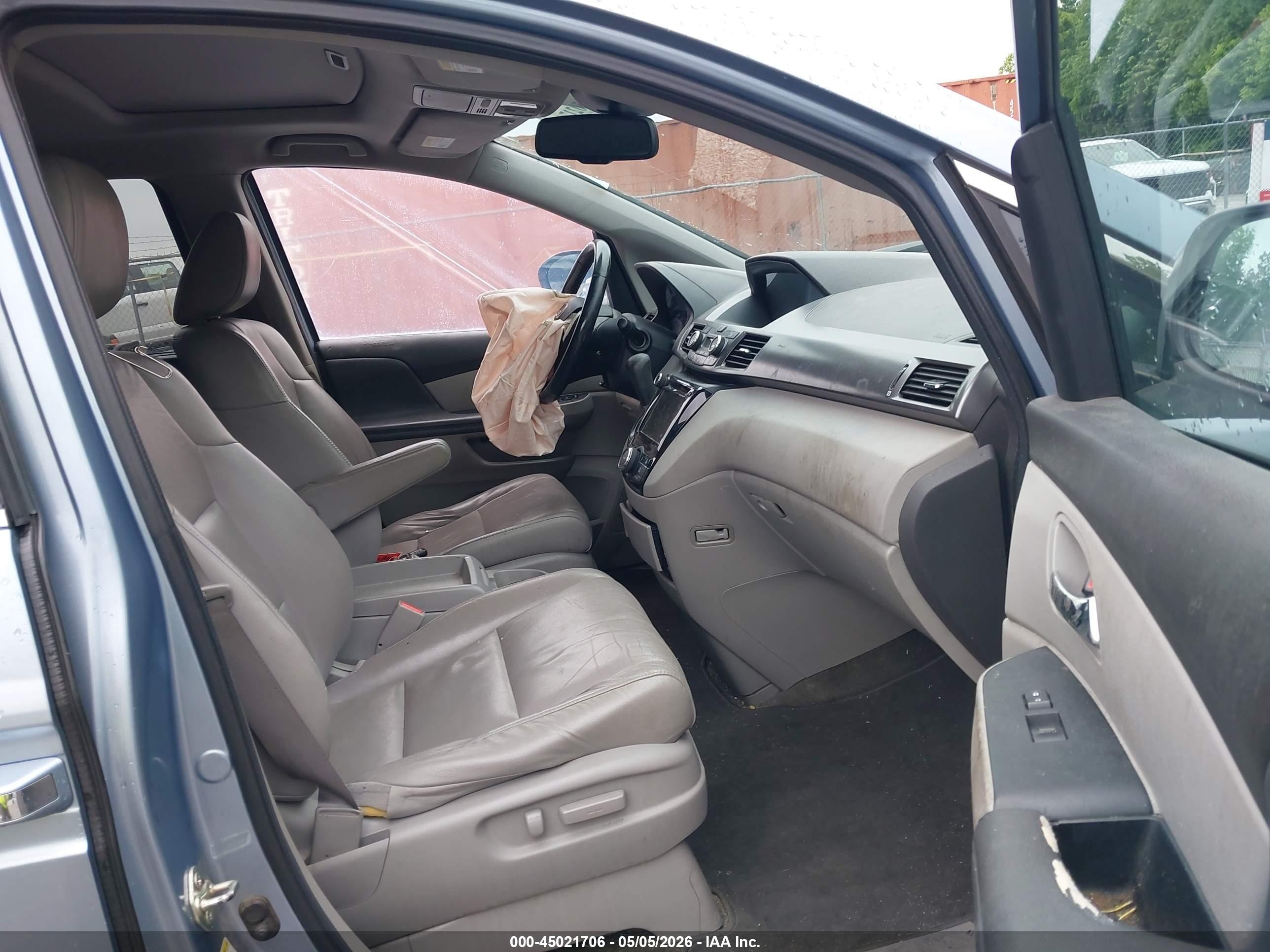 2014 Honda Odyssey Ex-l Blue vin: 5FNRL5H6XEB053219