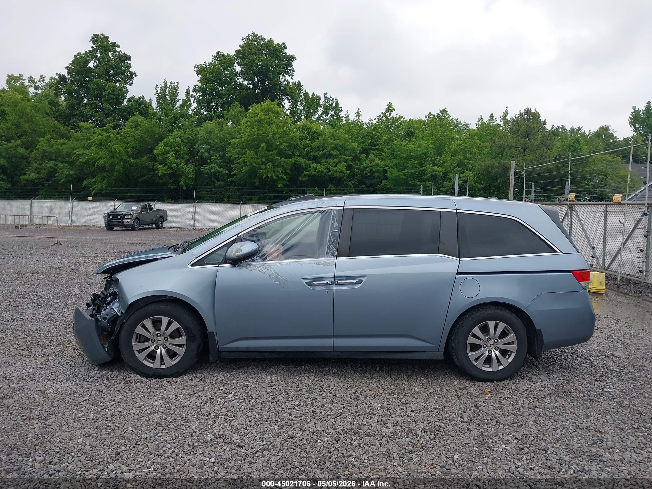 2014 Honda Odyssey Ex-l Blue vin: 5FNRL5H6XEB053219