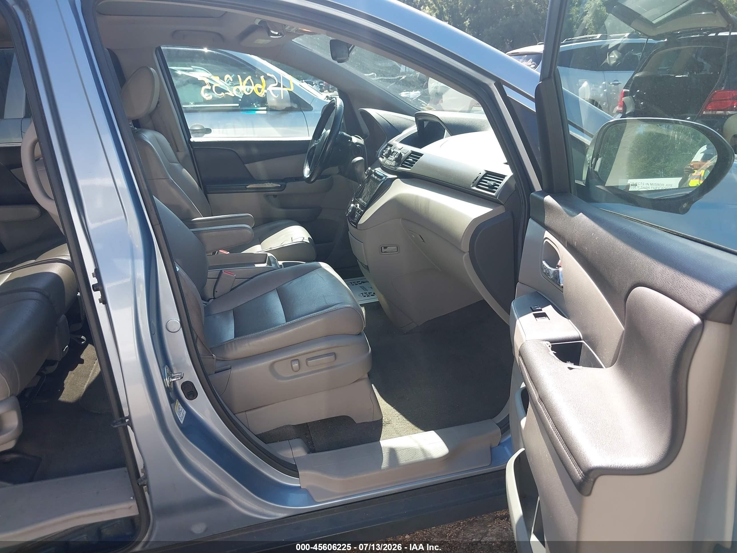 2014 Honda Odyssey Ex-l Blue vin: 5FNRL5H6XEB053222