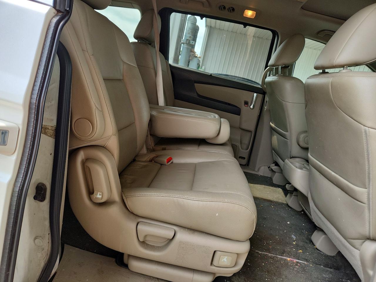 2014 Honda Odyssey Exl White vin: 5FNRL5H6XEB056265