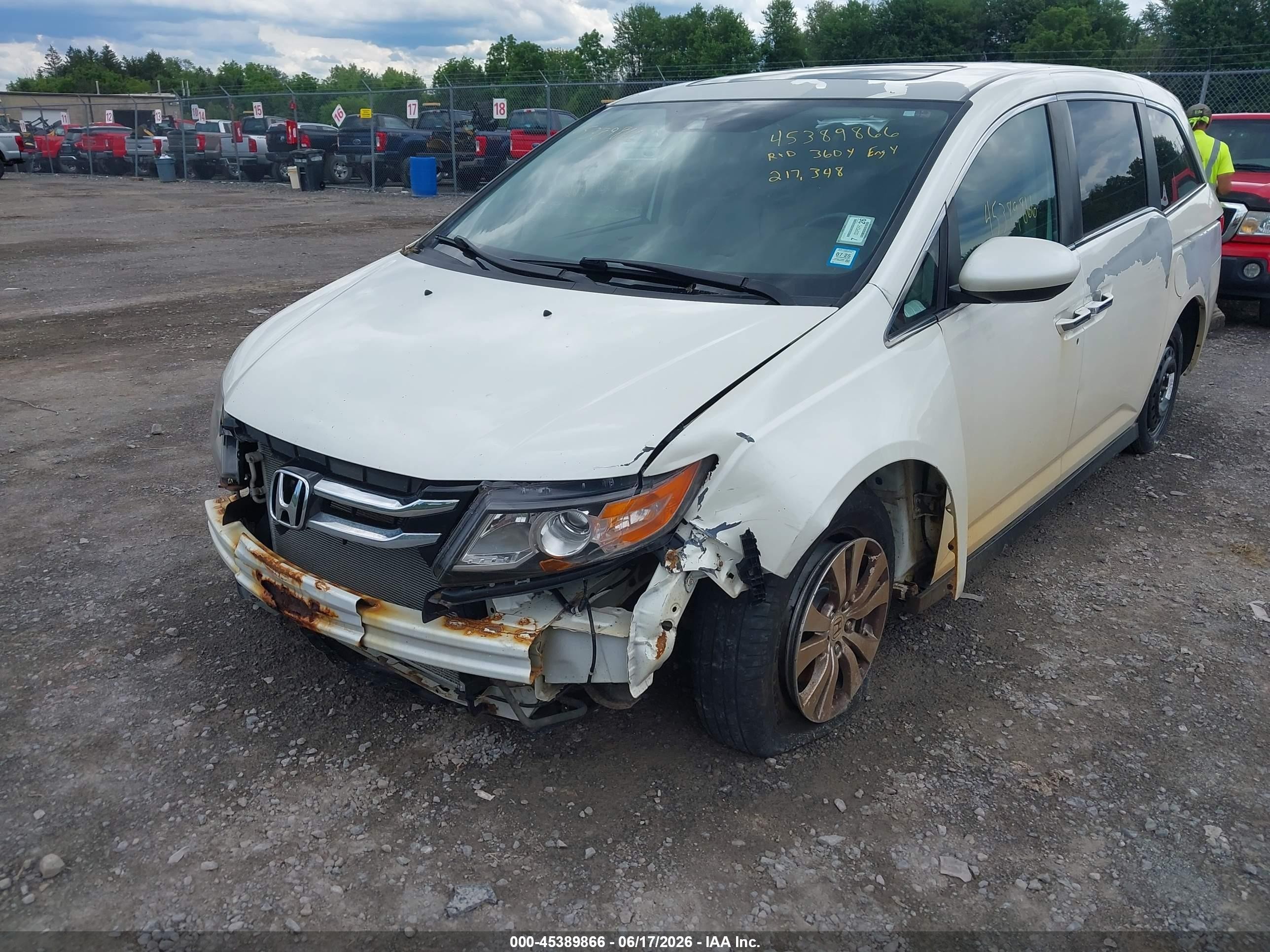 2014 Honda Odyssey Ex-l White vin: 5FNRL5H6XEB067041