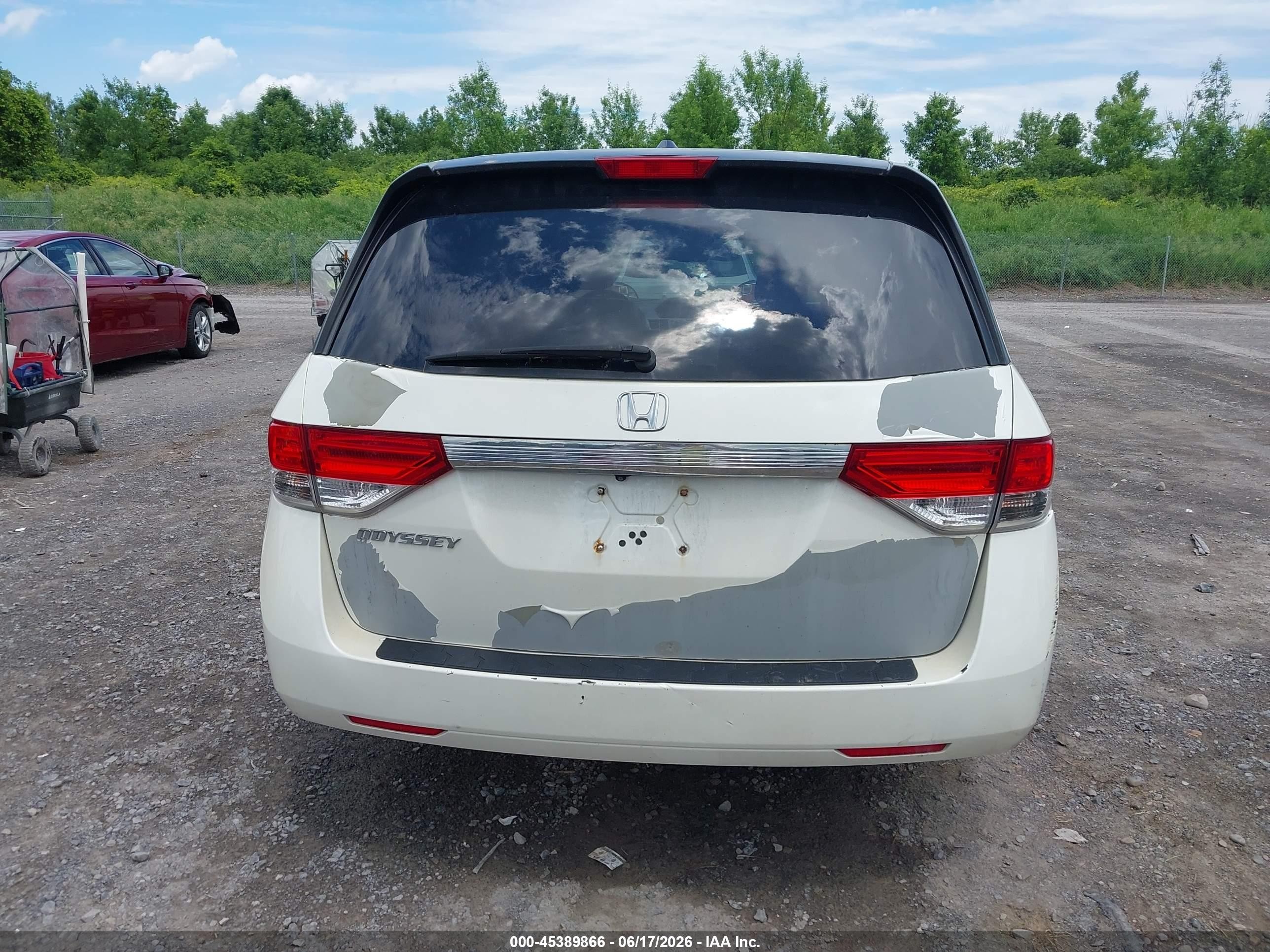 2014 Honda Odyssey Ex-l White vin: 5FNRL5H6XEB067041