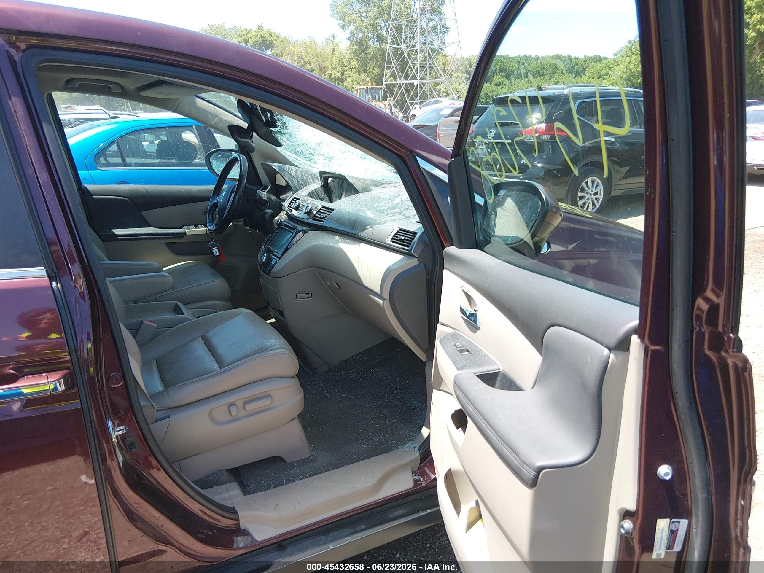 2014 Honda Odyssey Ex-l Maroon vin: 5FNRL5H6XEB116559
