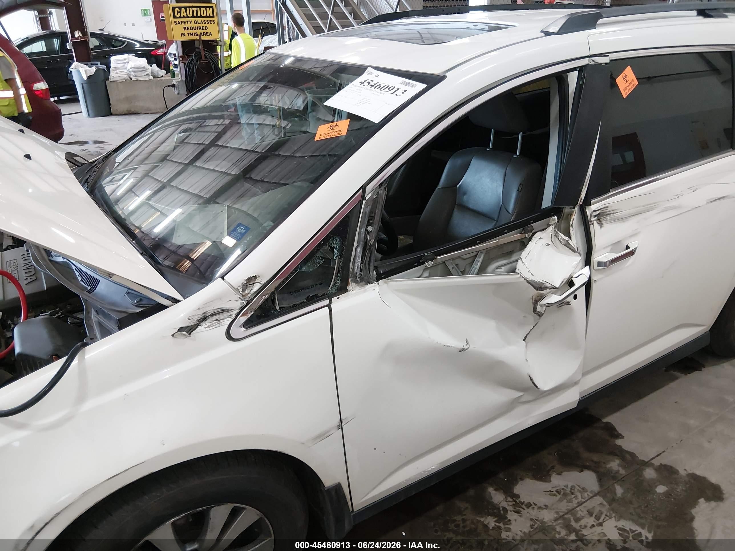 2014 Honda Odyssey Ex-l Silver vin: 5FNRL5H6XEB129019