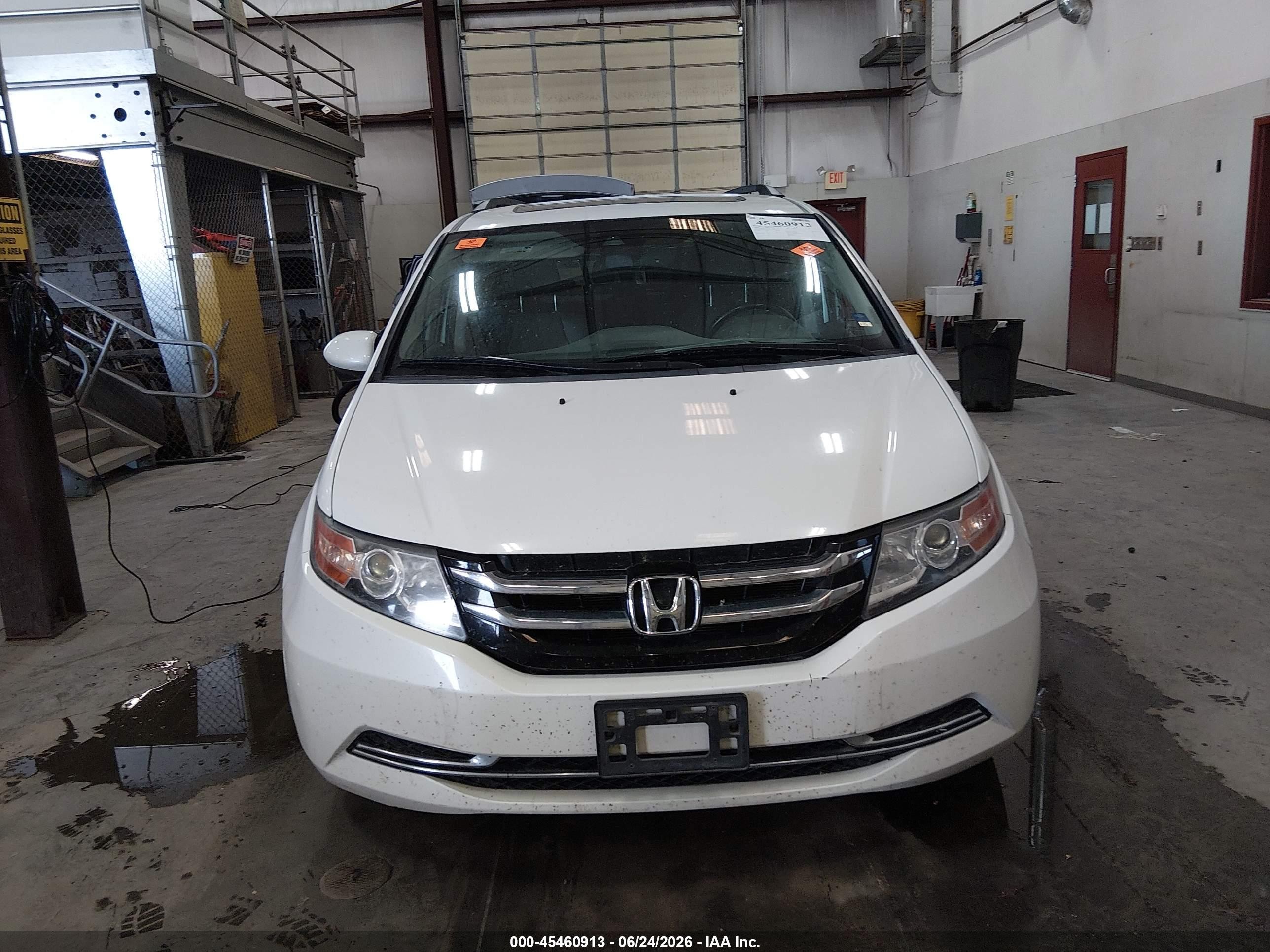 2014 Honda Odyssey Ex-l Silver vin: 5FNRL5H6XEB129019