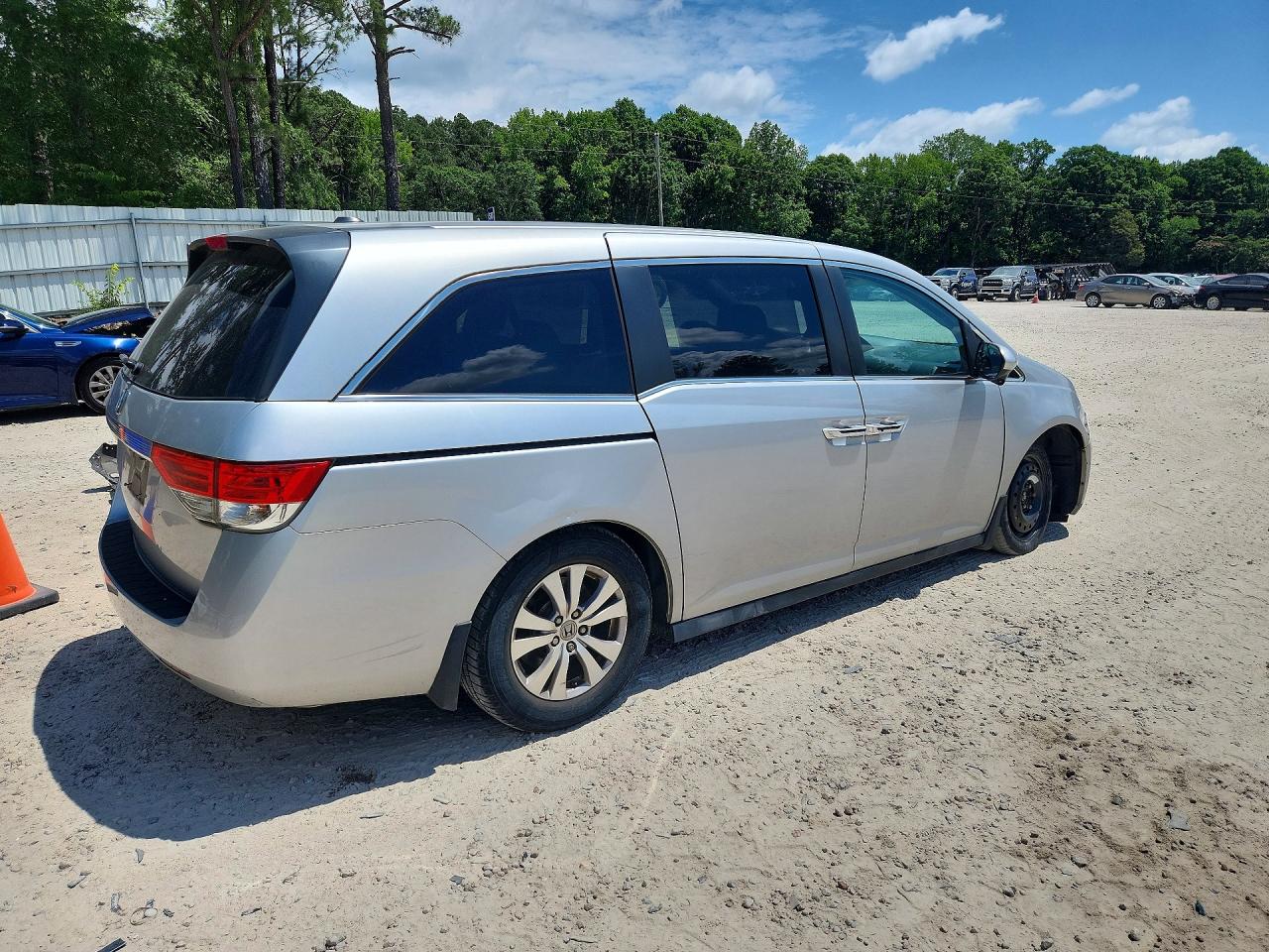 2014 Honda Odyssey Exl Серебряный vin: 5FNRL5H6XEB129411