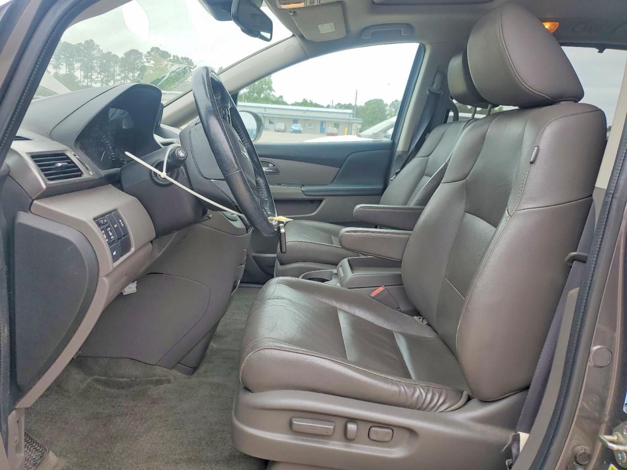 2015 Honda Oddesey Gray vin: 5FNRL5H6XFB031285
