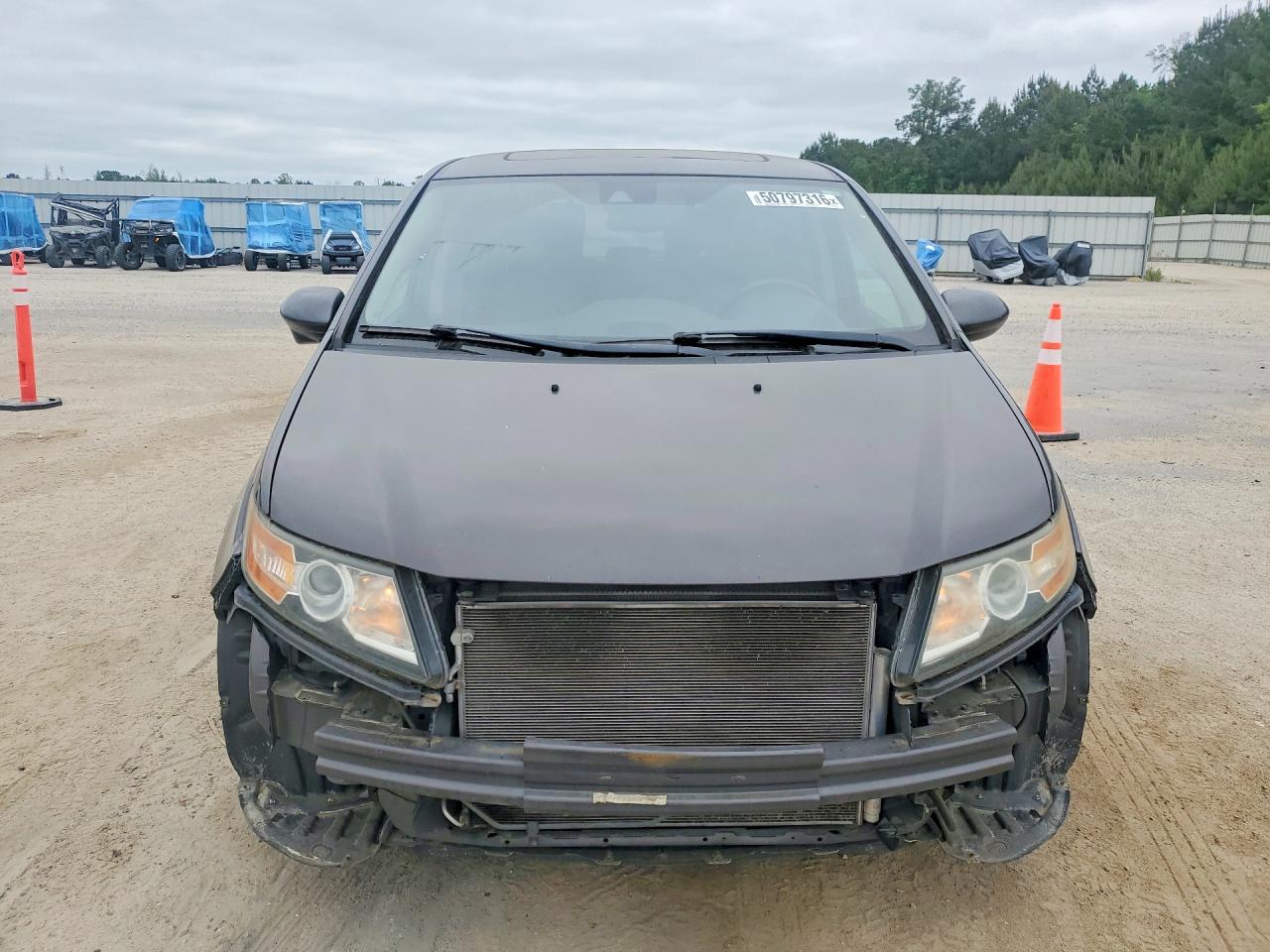 2015 Honda Oddesey Gray vin: 5FNRL5H6XFB031285