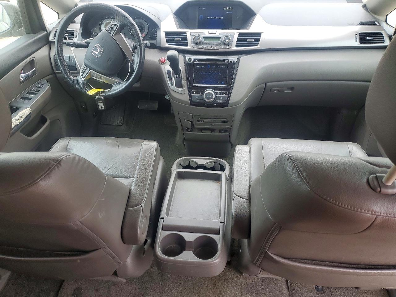 2015 Honda Oddesey Gray vin: 5FNRL5H6XFB031285
