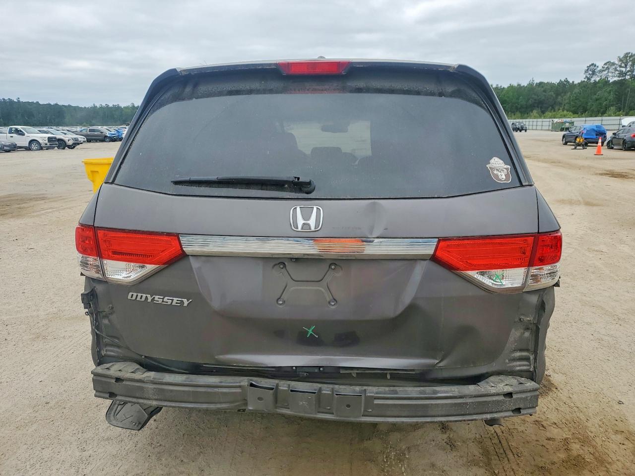 2015 Honda Oddesey Gray vin: 5FNRL5H6XFB031285
