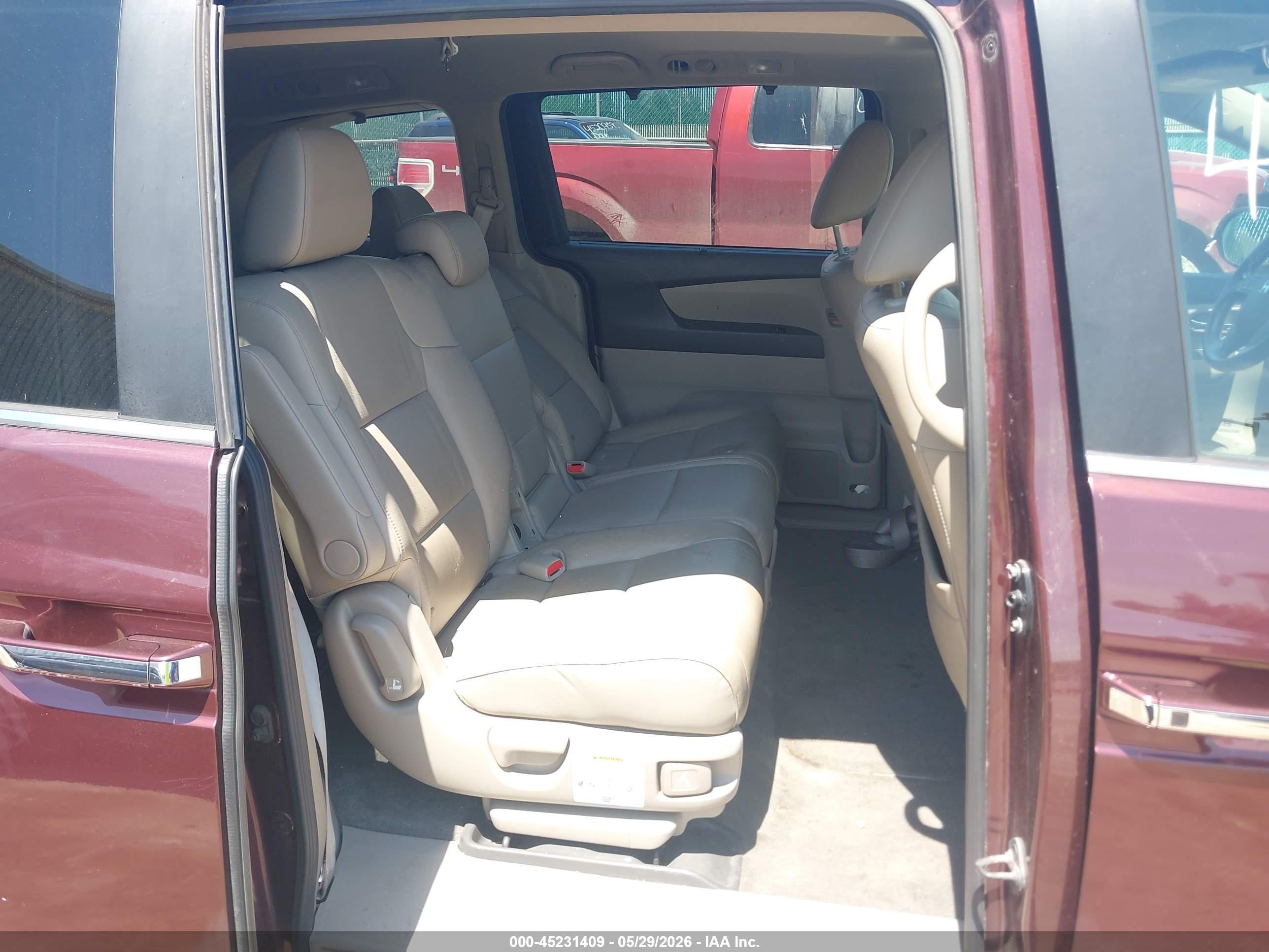 2015 Honda Odyssey Ex-l Burgundy vin: 5FNRL5H6XFB042139