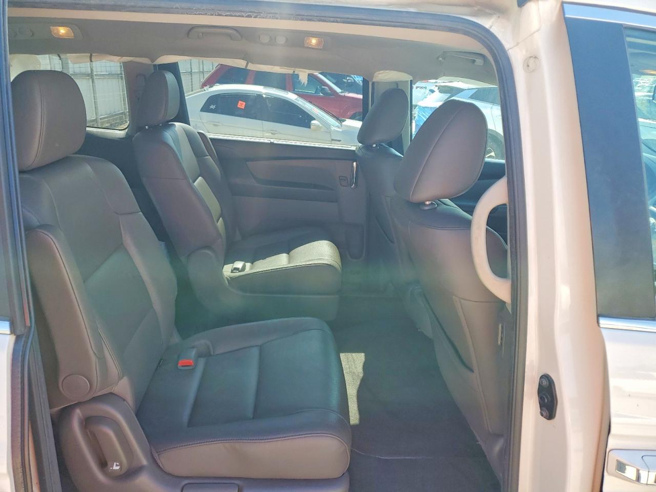 2015 Honda Odyssey Exl White vin: 5FNRL5H6XFB098629