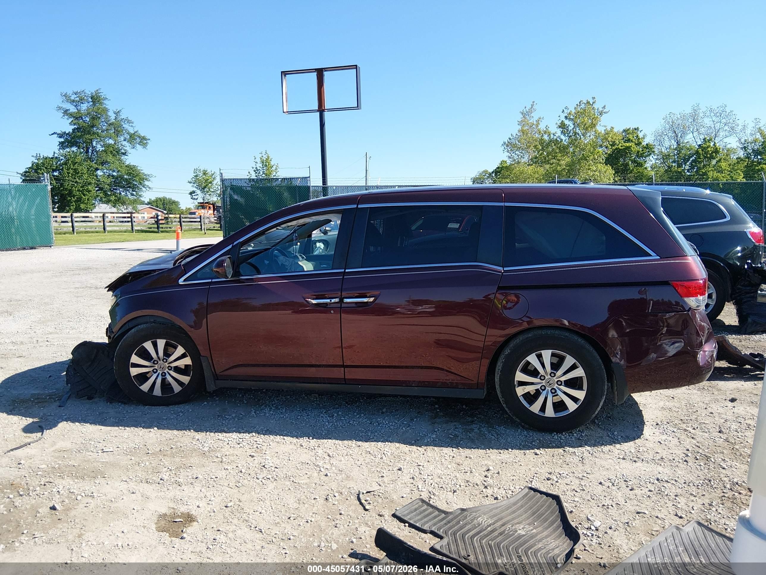 2015 Honda Odyssey Ex-l Burgundy vin: 5FNRL5H6XFB100928