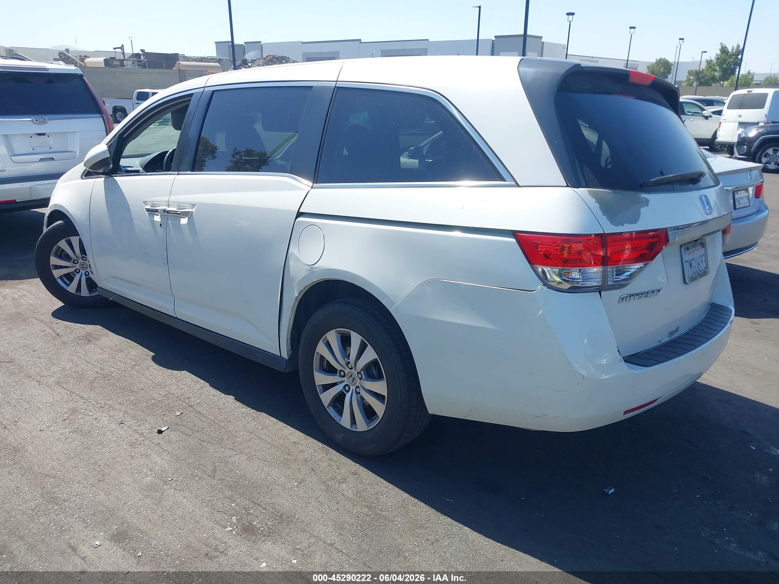 2015 Honda Odyssey Ex-l White vin: 5FNRL5H6XFB109130