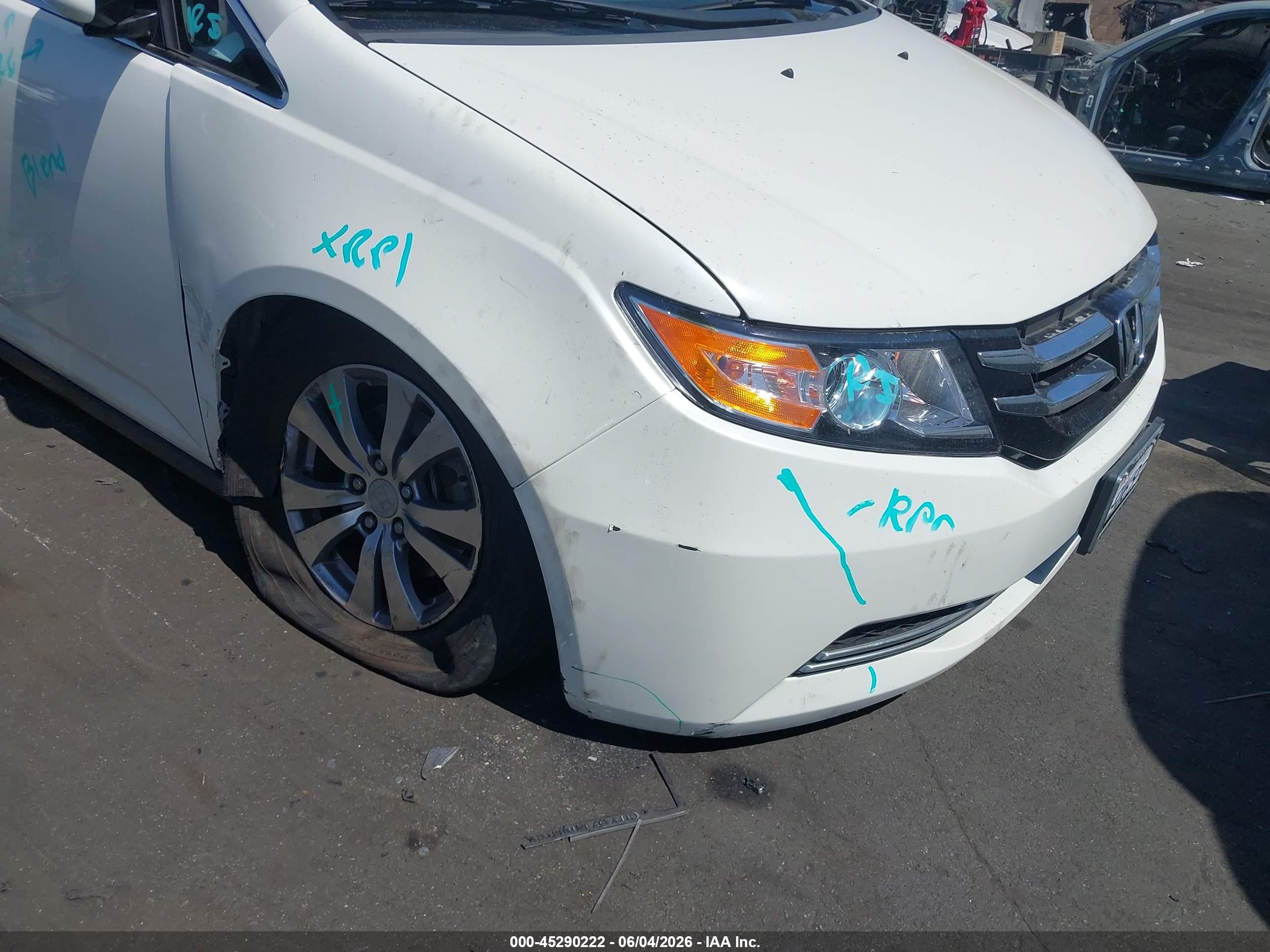 2015 Honda Odyssey Ex-l White vin: 5FNRL5H6XFB109130