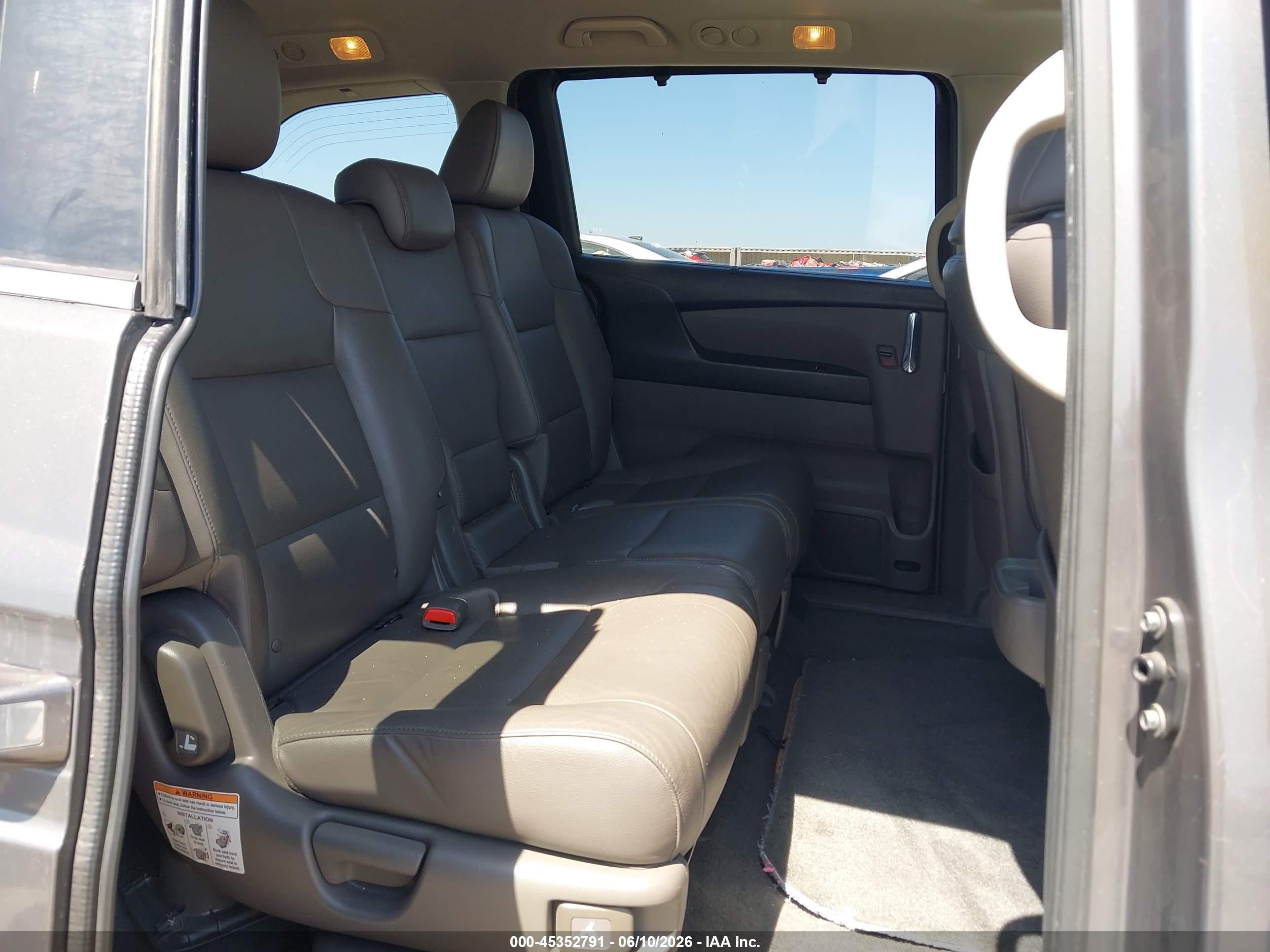 2016 Honda Odyssey Ex-l Серый vin: 5FNRL5H6XGB089365