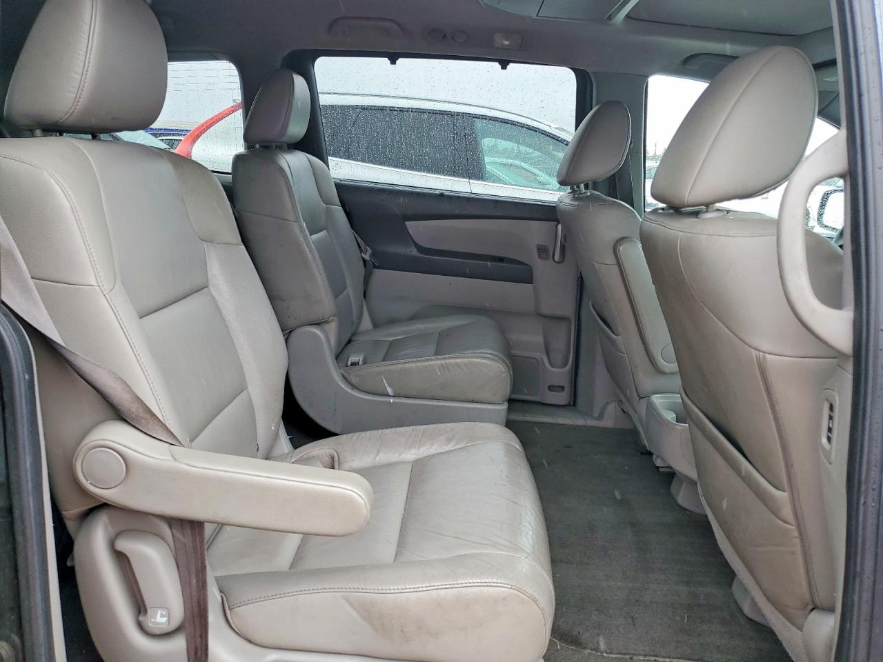 2011 Honda Odyssey Touring Gray vin: 5FNRL5H90BB042297