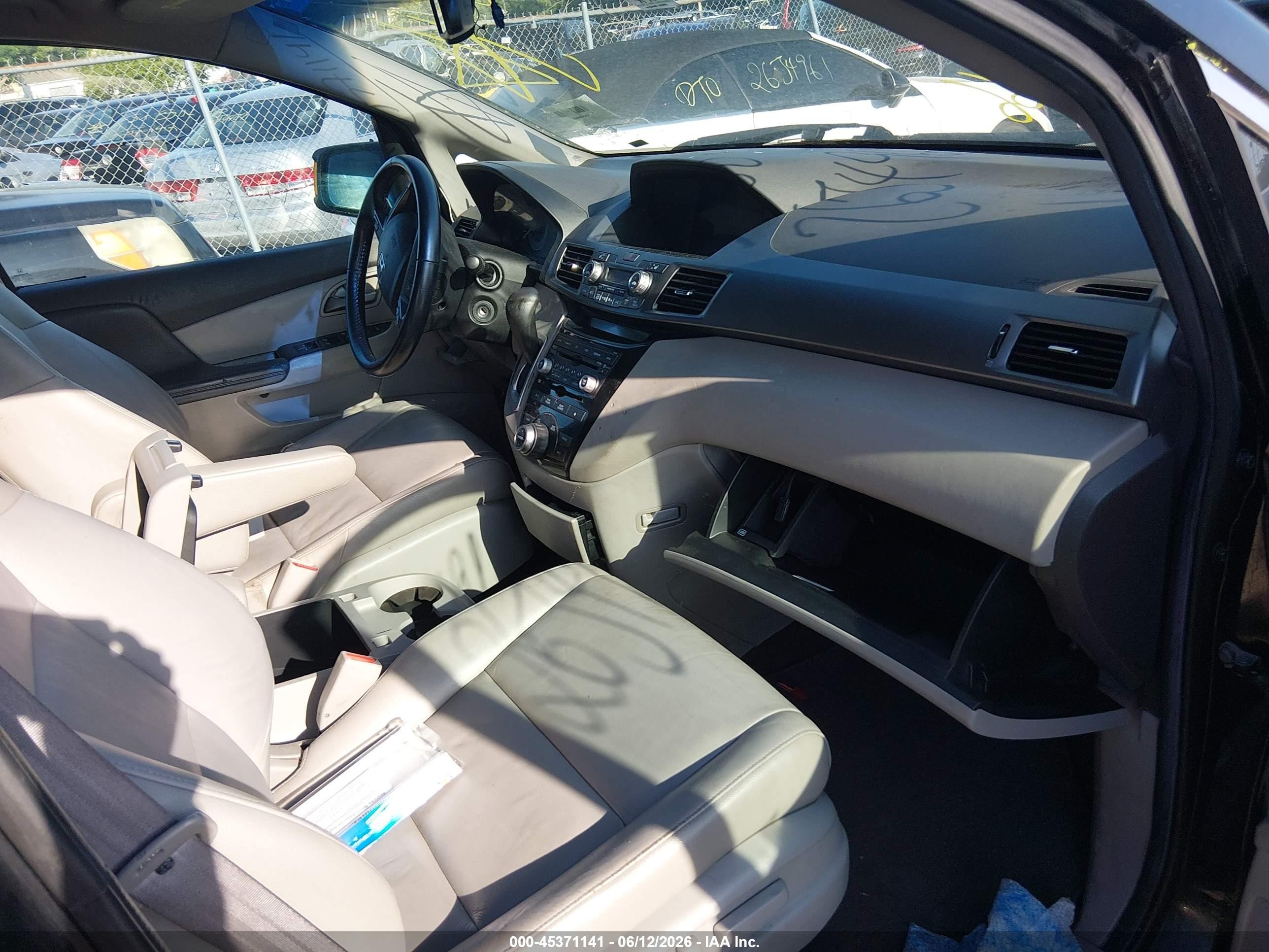 2012 Honda Odyssey Touring/touring Elite Black vin: 5FNRL5H90CB014372