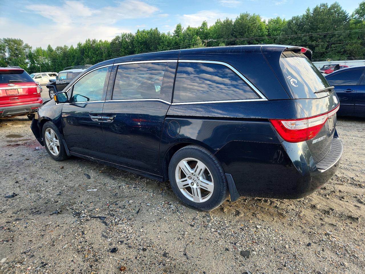 2012 Honda Odyssey Touring Black vin: 5FNRL5H90CB040048