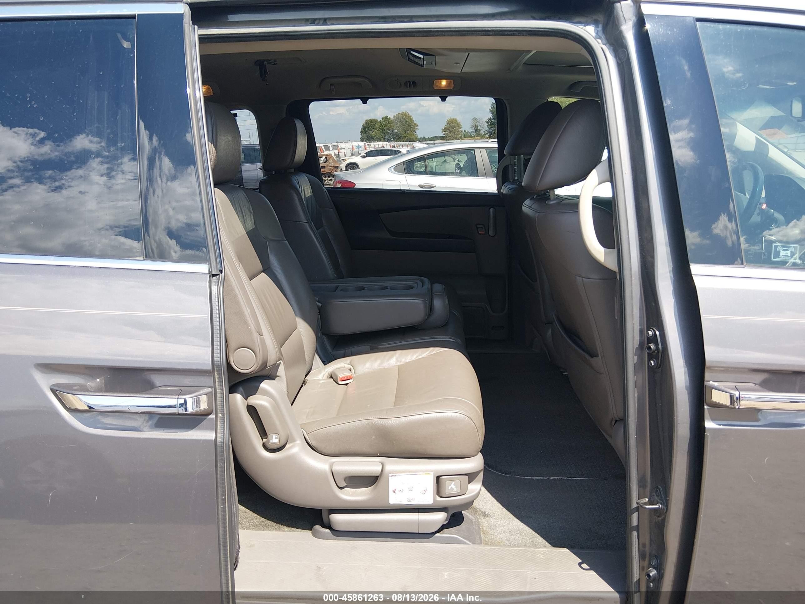 2012 Honda Odyssey Touring/touring Elite Gray vin: 5FNRL5H90CB043158