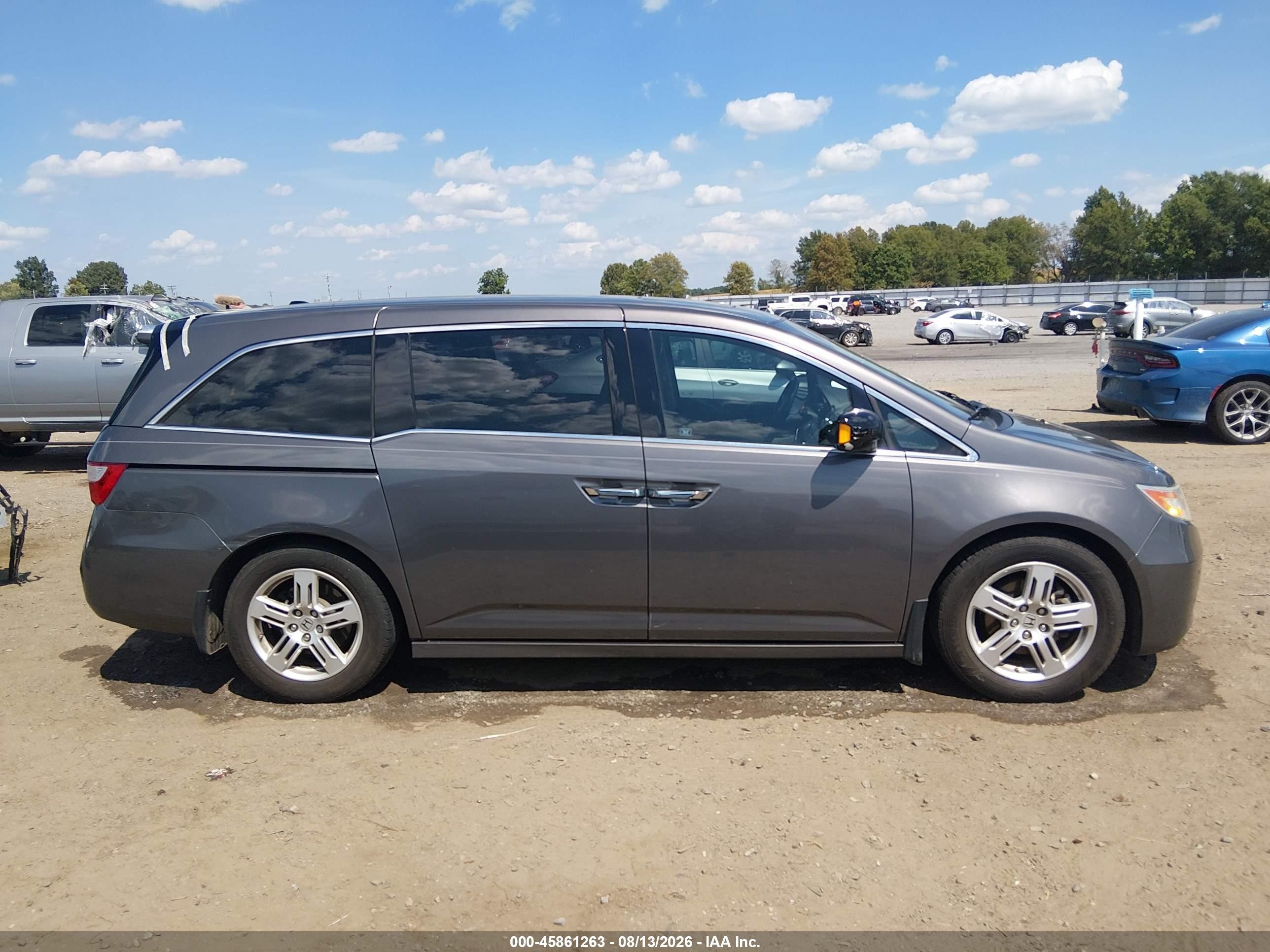 2012 Honda Odyssey Touring/touring Elite Gray vin: 5FNRL5H90CB043158