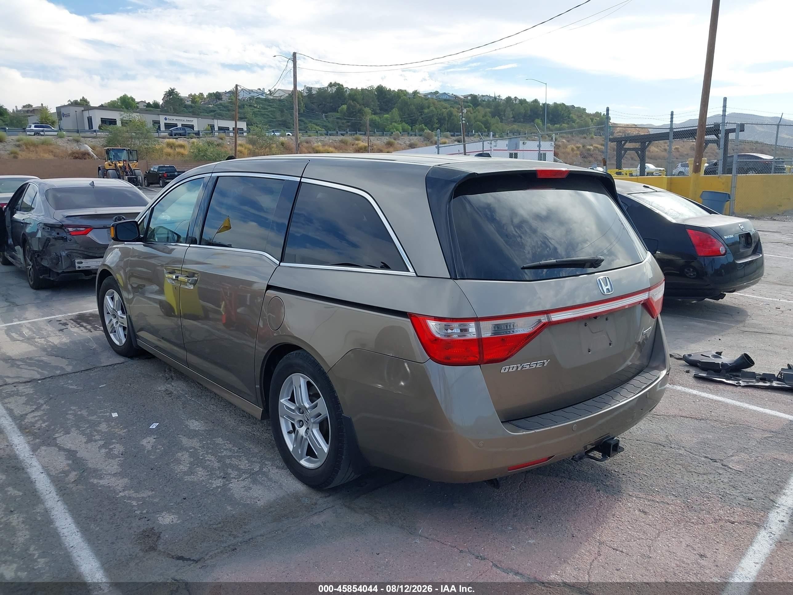 2012 Honda Odyssey Touring/touring Elite Gray vin: 5FNRL5H90CB092439